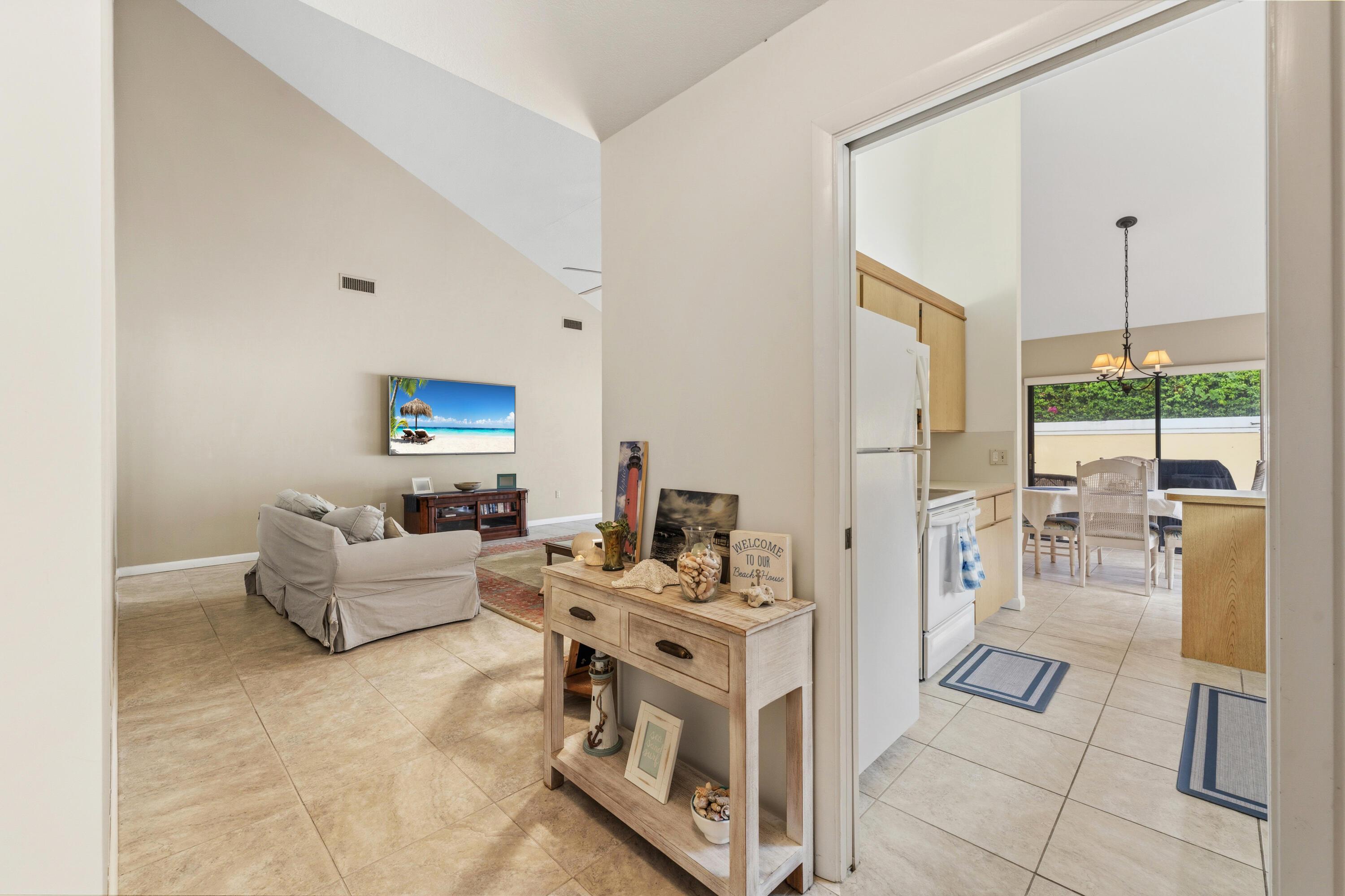 125 Beach Summit Court, Jupiter, FL 33477, Jupiter - Photo 5