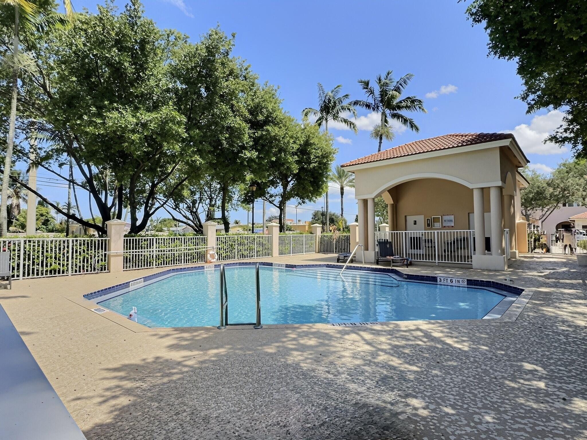 8833 S ISLES Circle 8833, Tamarac, FL 33321, Tamarac - Photo 5