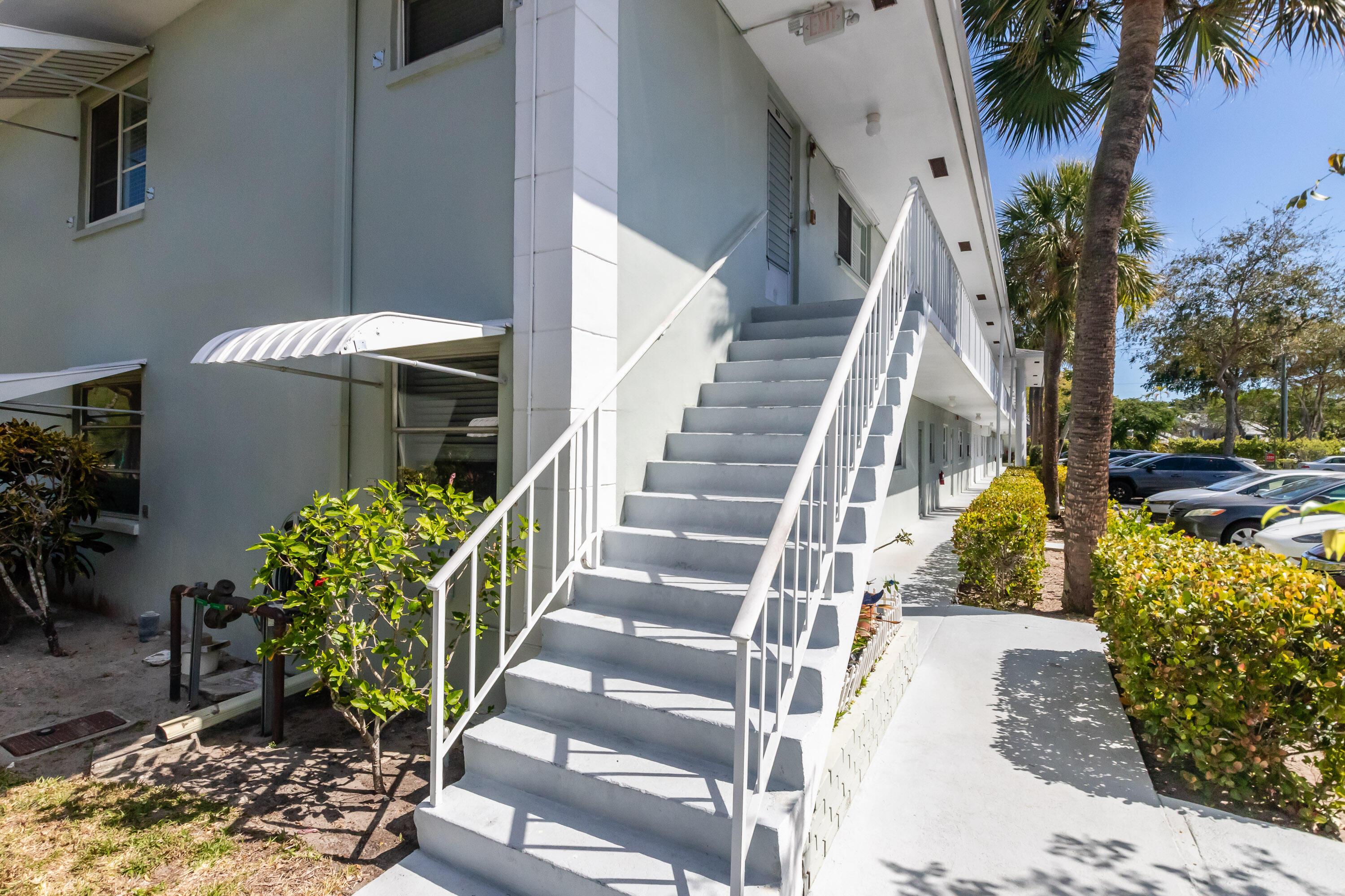 2300 SW 22ND Avenue 112, Delray Beach, FL 33445, Delray Beach - Photo 5