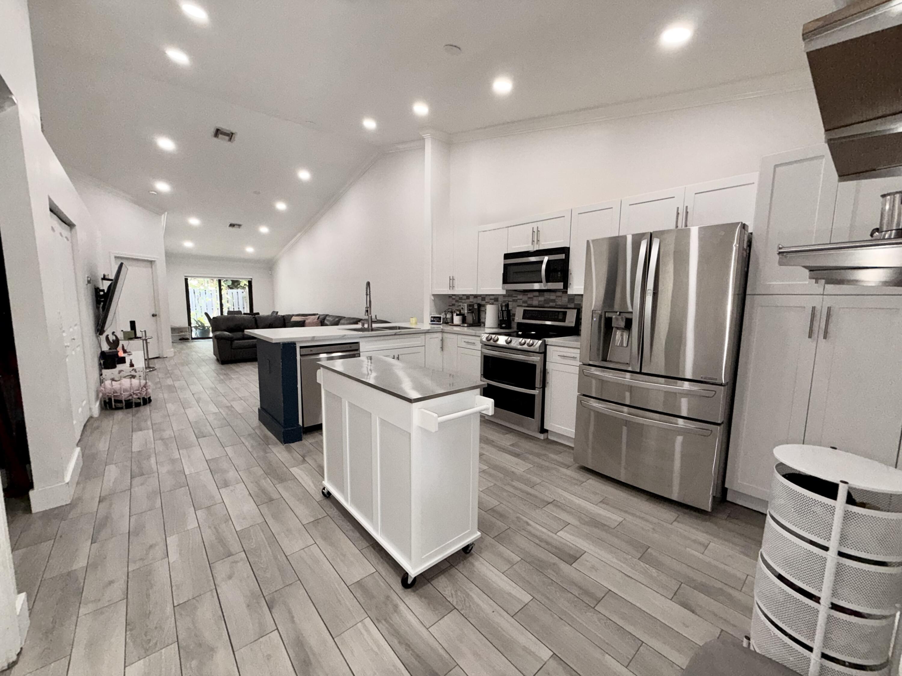11173 NW 38TH Place, Sunrise, FL 33351, Sunrise - Photo 5