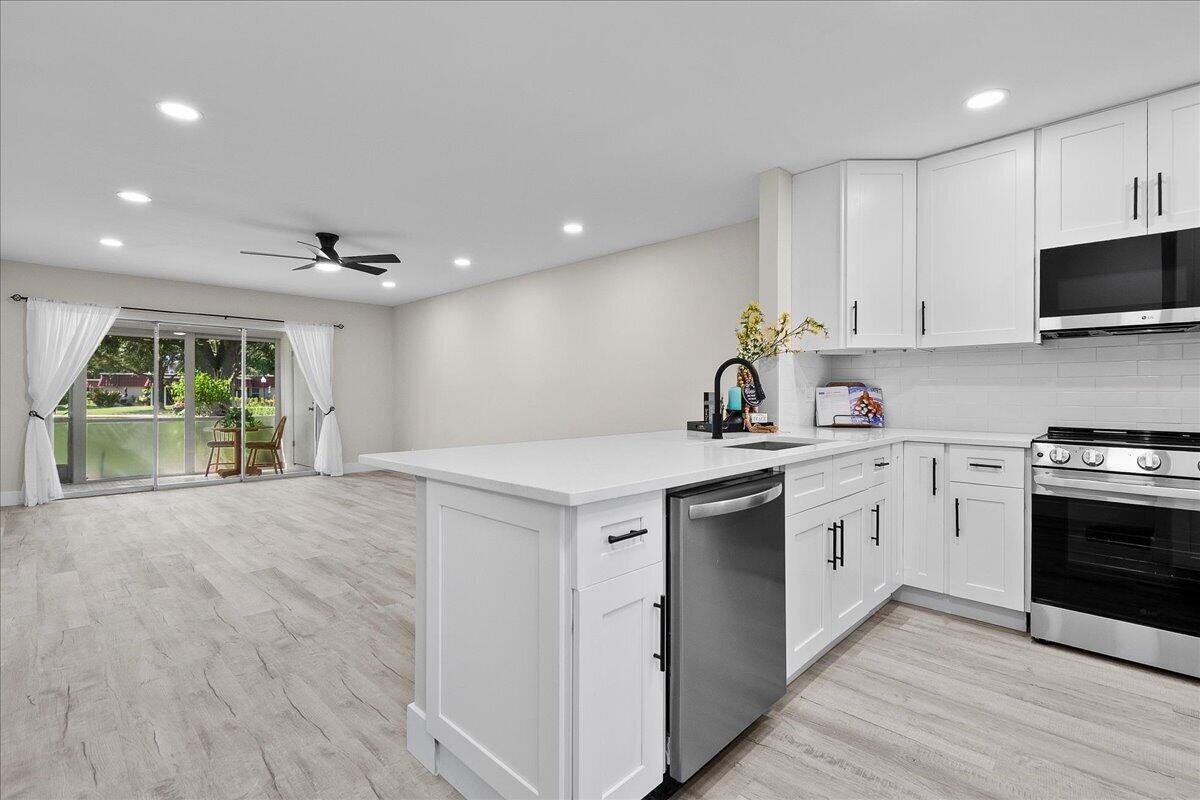 742 Nantucket Circle, Lake Worth, FL 33467, Lake Worth - Photo 4
