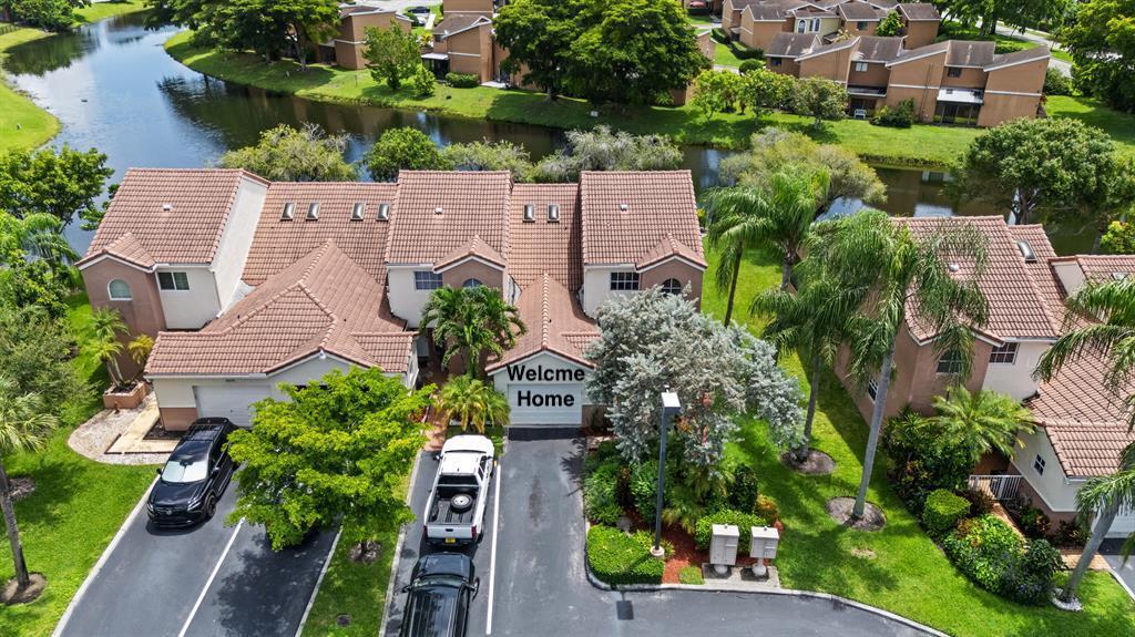 8211 NW 70th Street, Tamarac, FL 33321, Tamarac - Photo 3