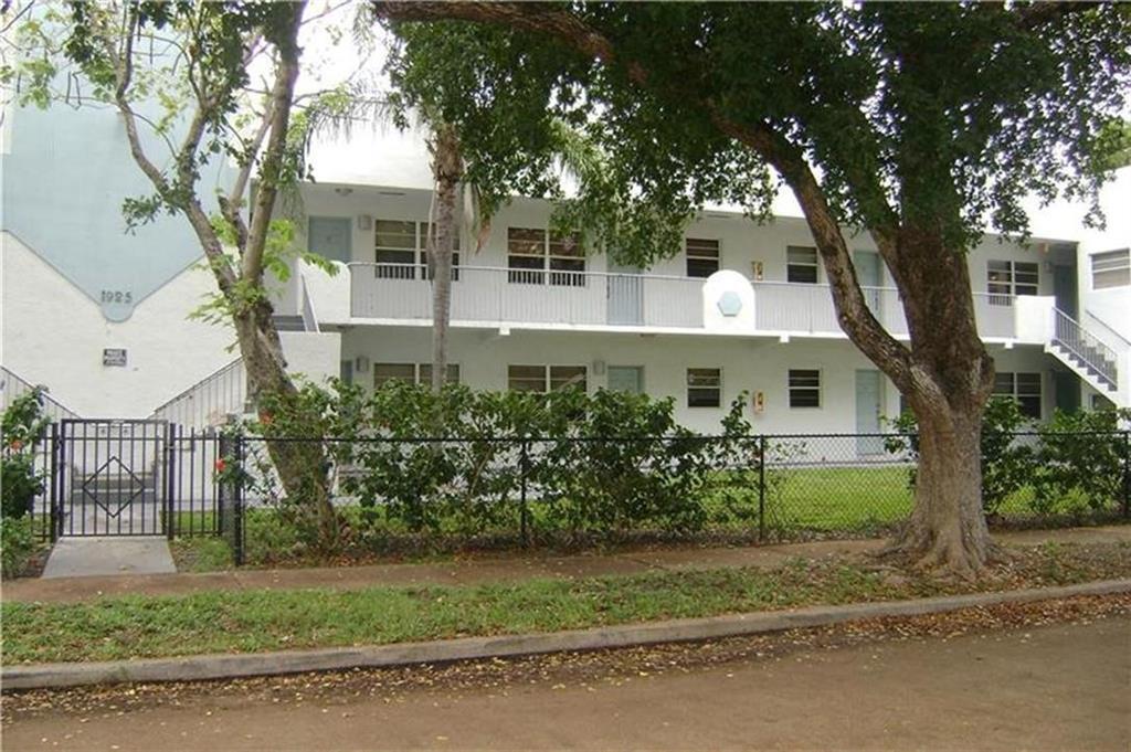 1925 Madison Street 17, Hollywood, FL 33020, Hollywood