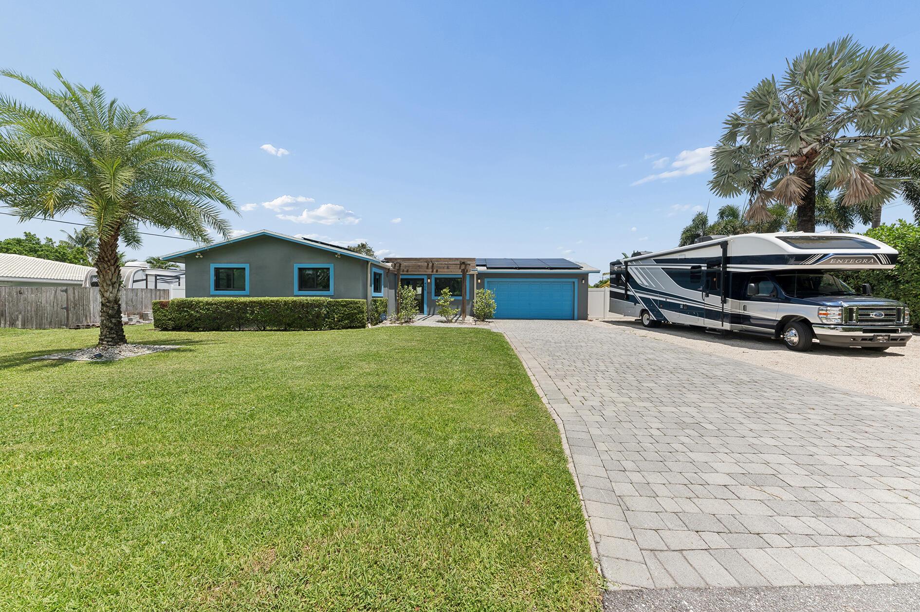 405 CHAPEL HILL Boulevard, Boynton Beach, FL 33435, Boynton Beach - Photo 2