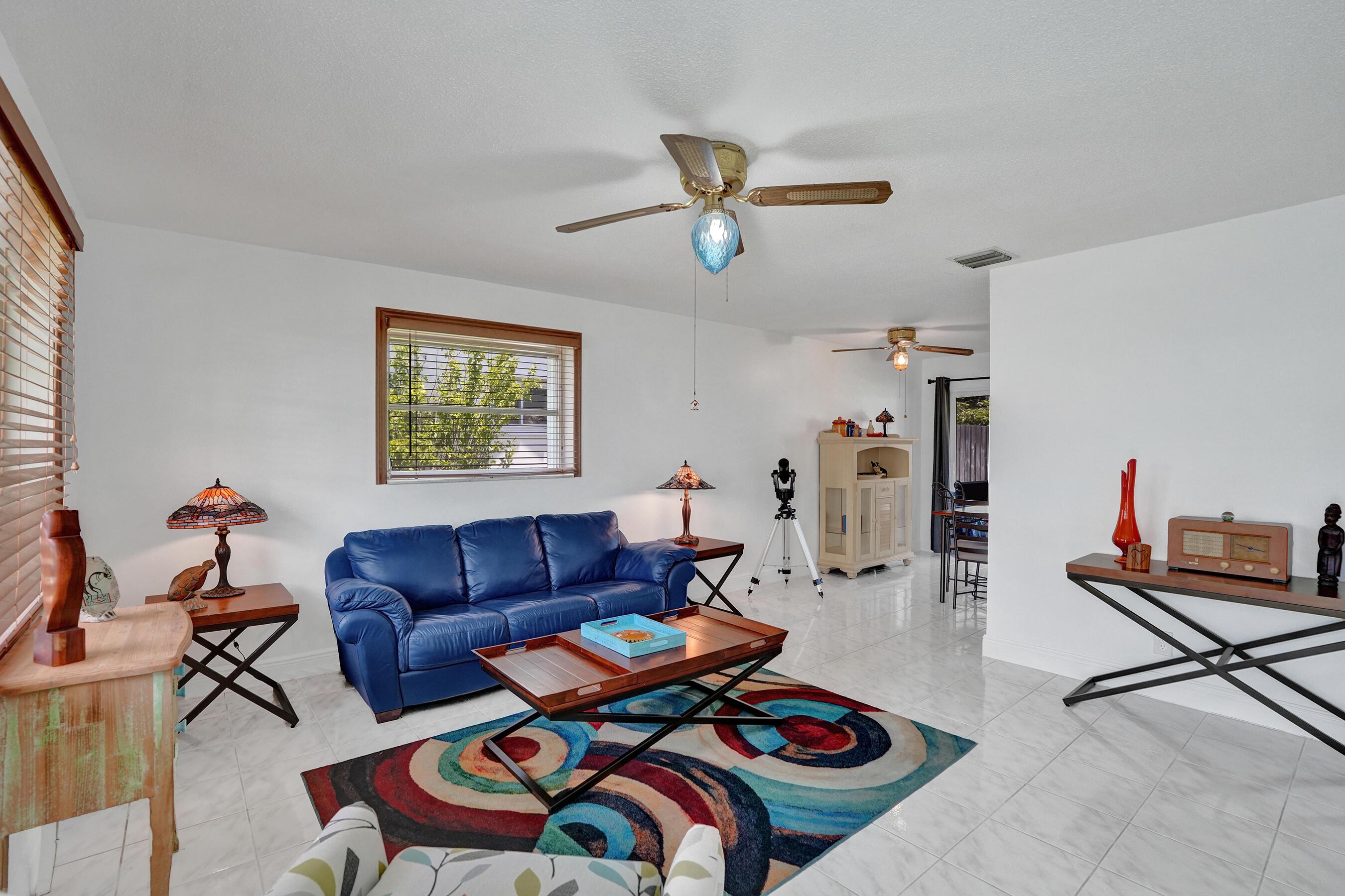 4900 NW 27 Terrace, Tamarac, FL 33309, Tamarac - Photo 4