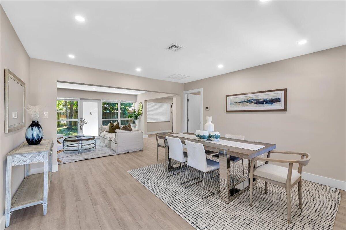 902 GARNETT Street, Lantana, FL 33462, Lantana - Photo 3