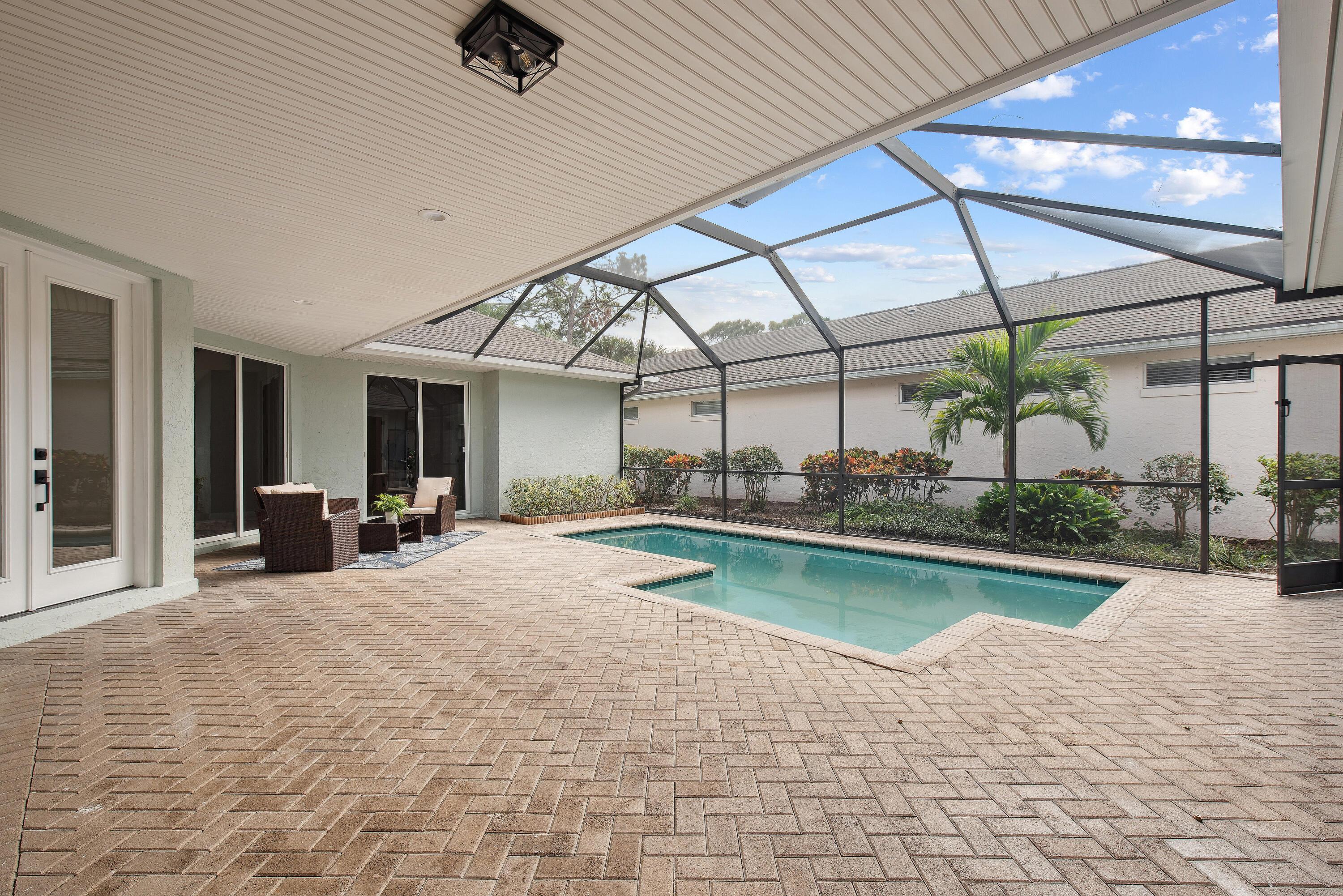1018 CAROLINA Circle SW, Vero Beach, FL 32962, Vero Beach - Photo 5