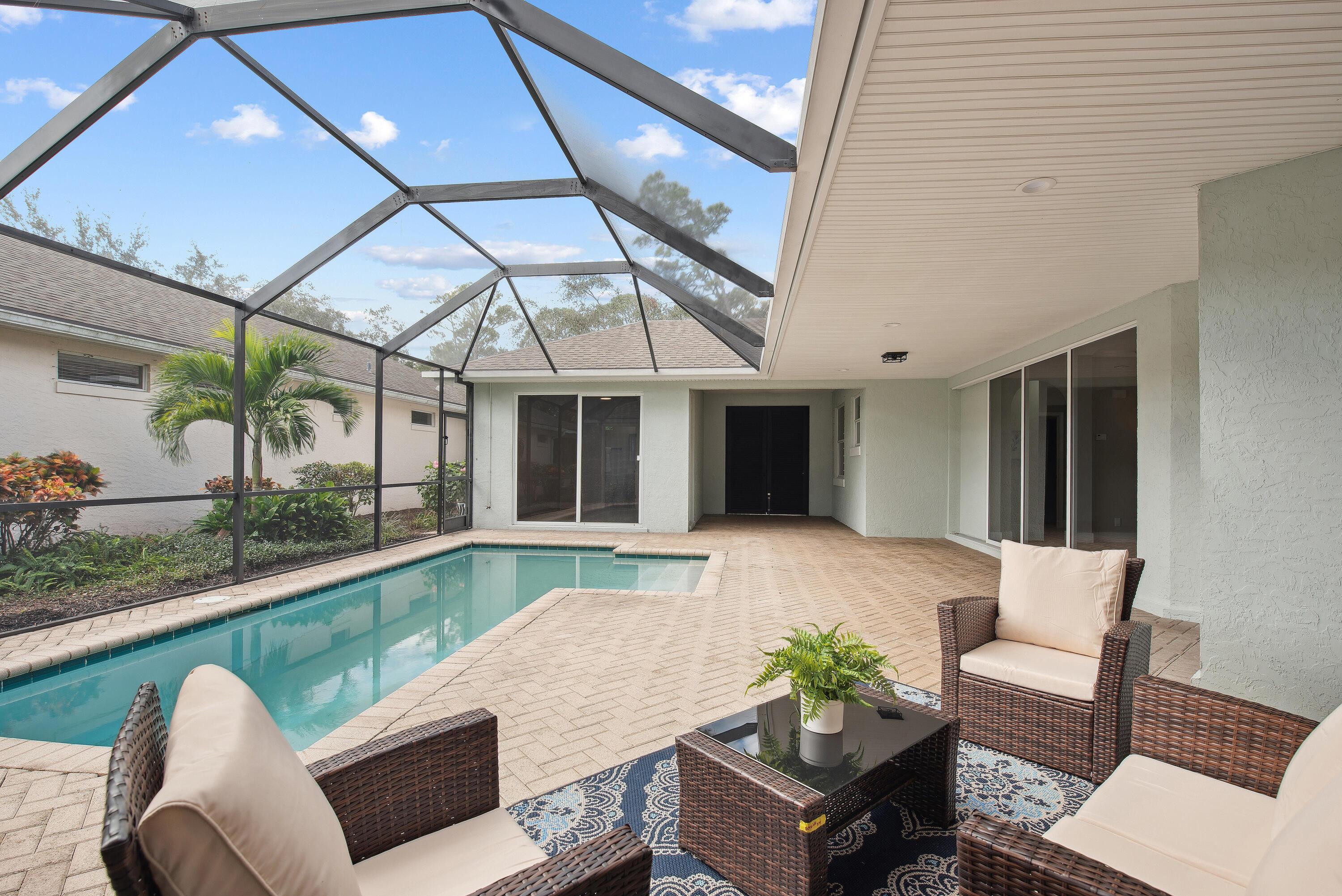 1018 CAROLINA Circle SW, Vero Beach, FL 32962, Vero Beach - Photo 4