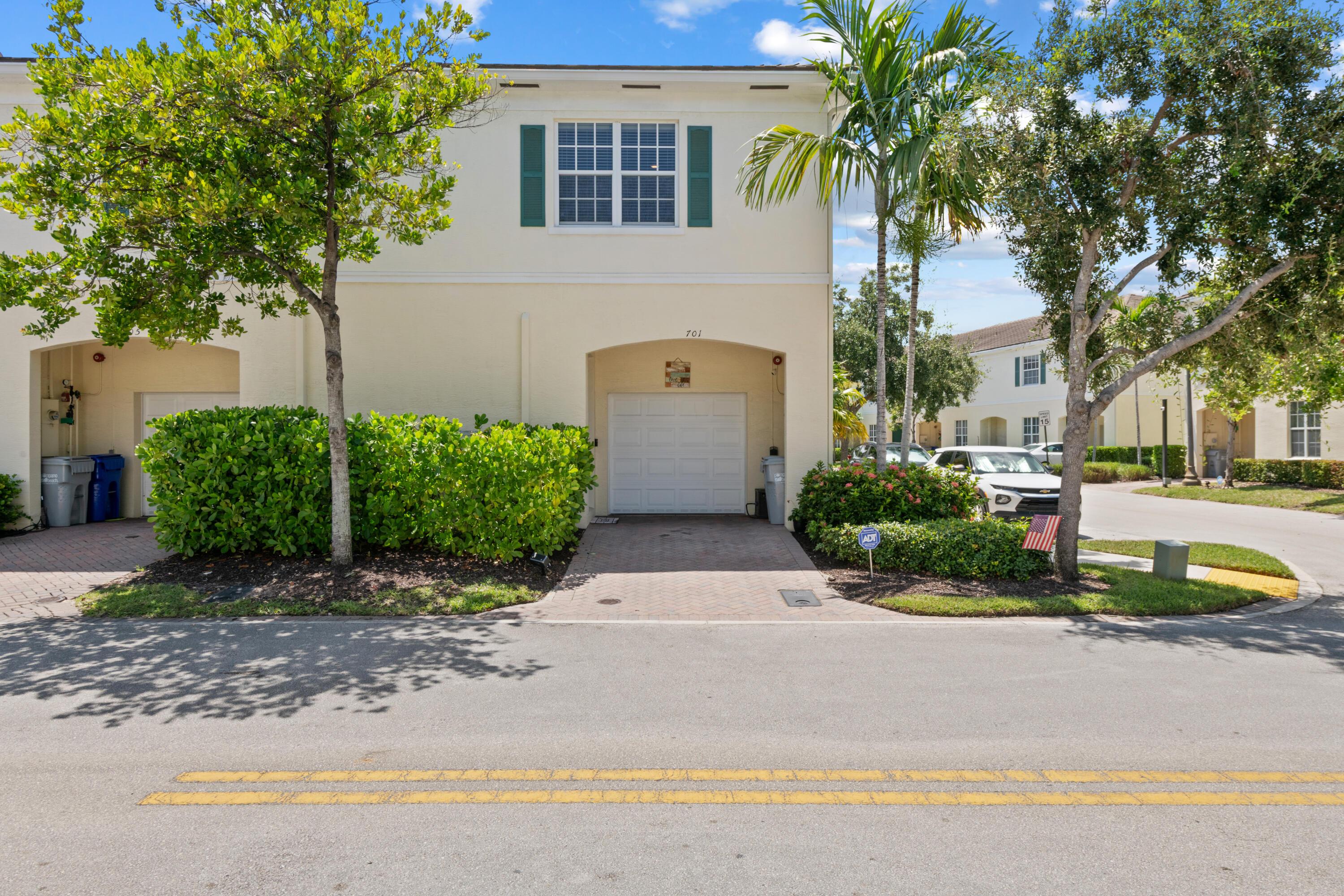 701 SW 1ST Terrace, Pompano Beach, FL 33060, Pompano Beach - Photo 3