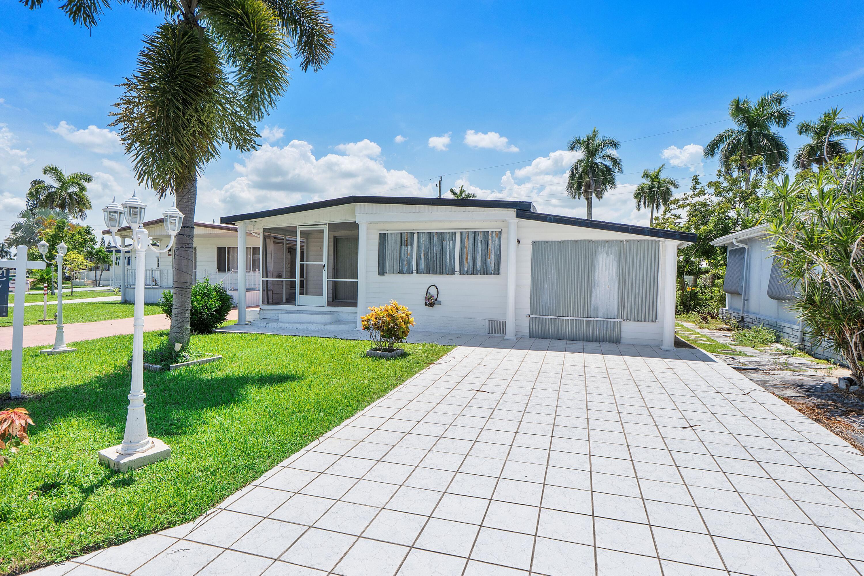 8670 SW 18TH Place, Davie, FL 33324, Davie