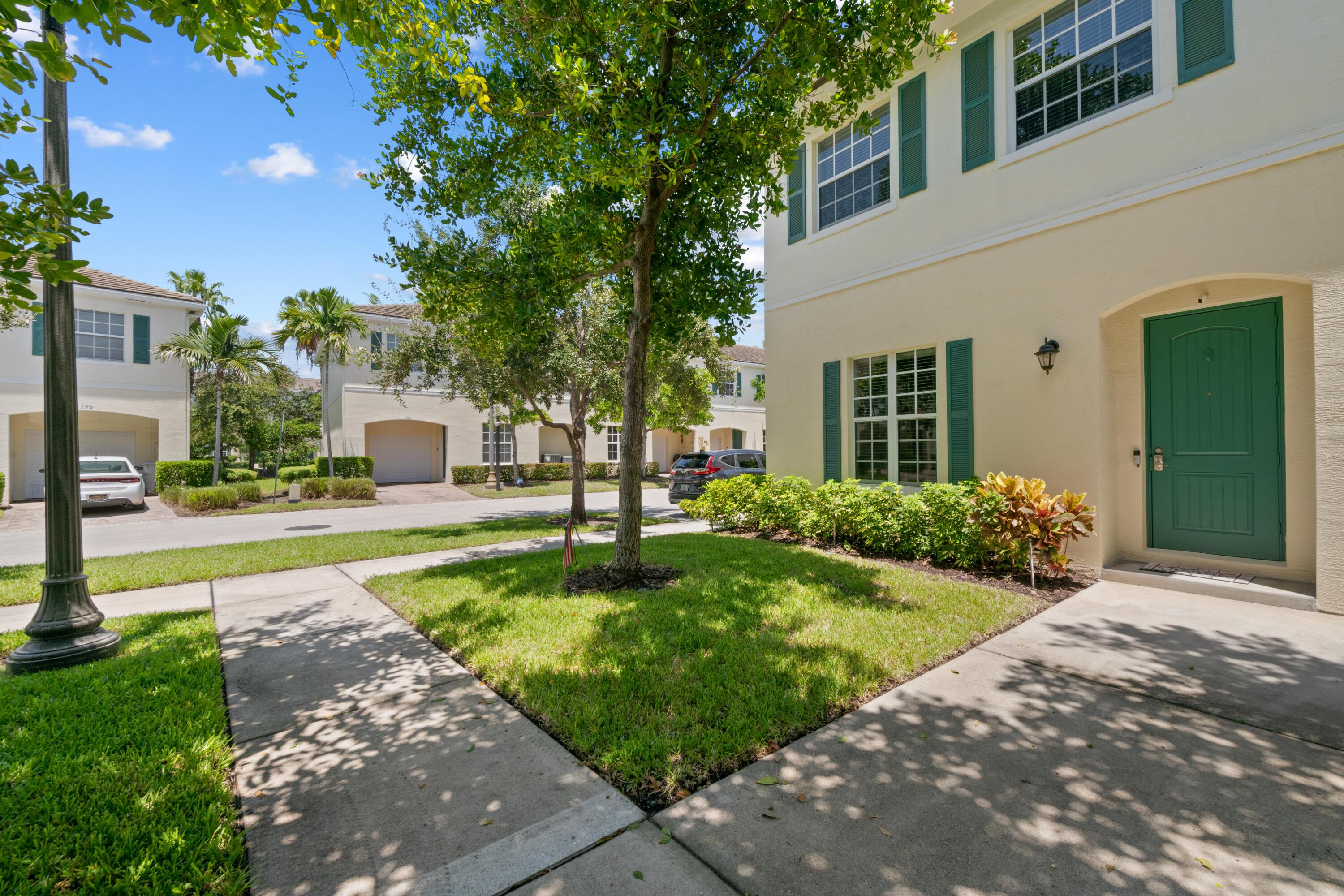 701 SW 1ST Terrace, Pompano Beach, FL 33060, Pompano Beach - Photo 2