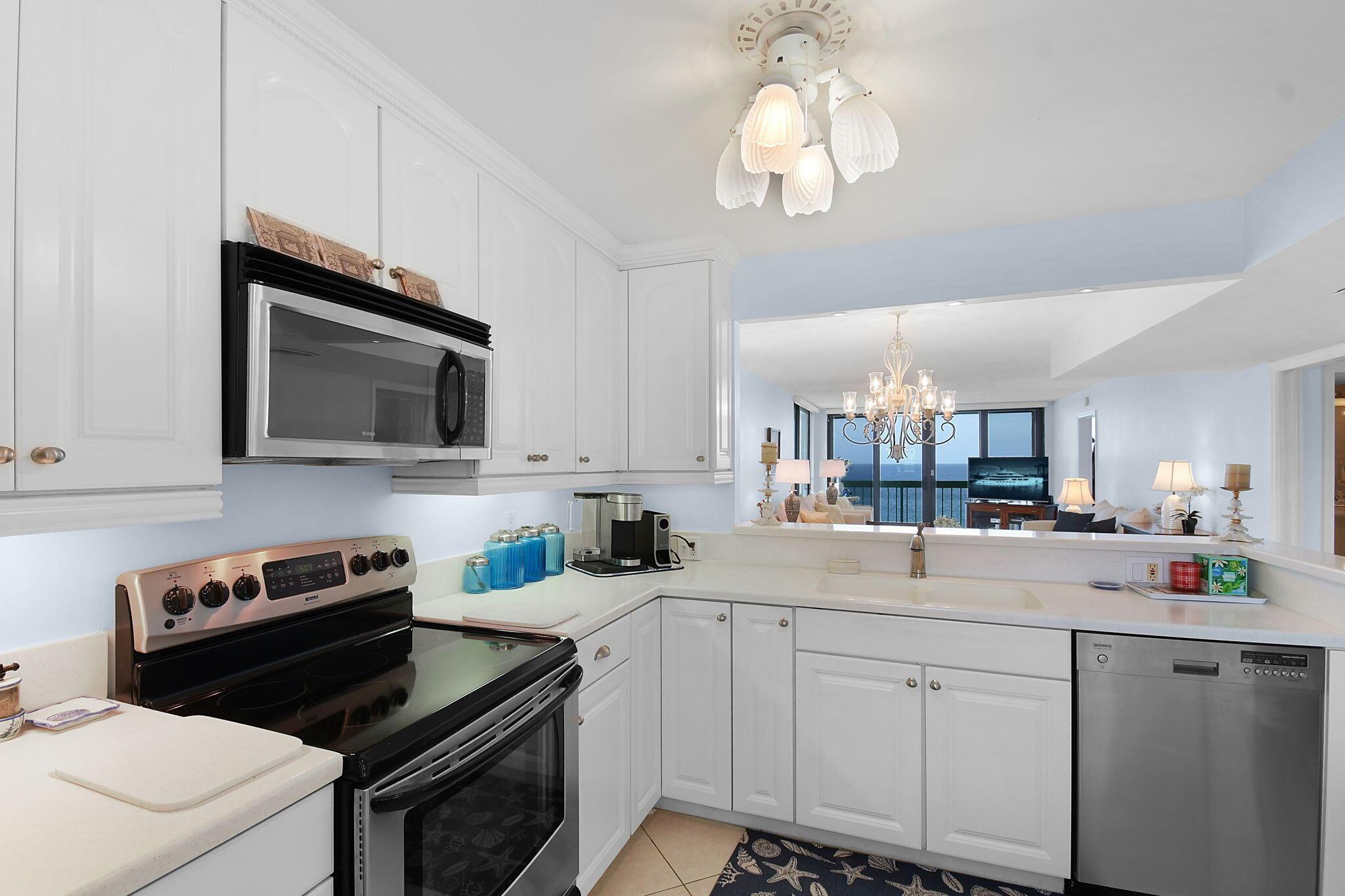 9940 S OCEAN Drive 1101, Jensen Beach, FL 34957, Jensen Beach - Photo 5