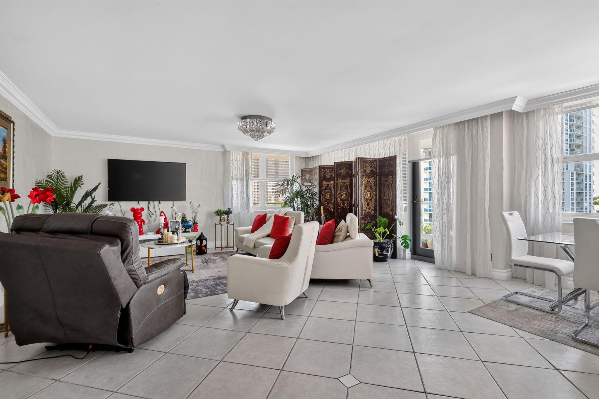 1920 S Ocean Drive 6A, Hallandale Beach, FL 33009, Hallandale Beach - Photo 4