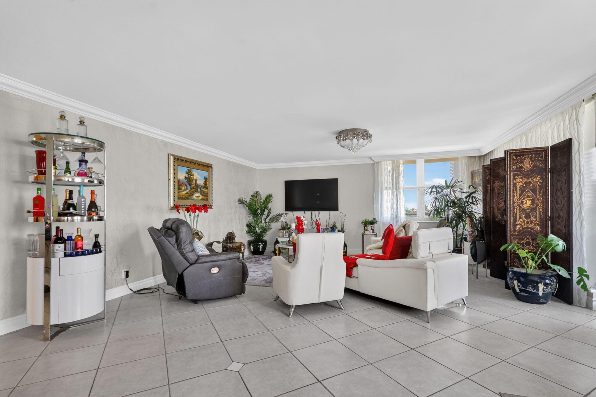 1920 S Ocean Drive 6A, Hallandale Beach, FL 33009, Hallandale Beach - Photo 5