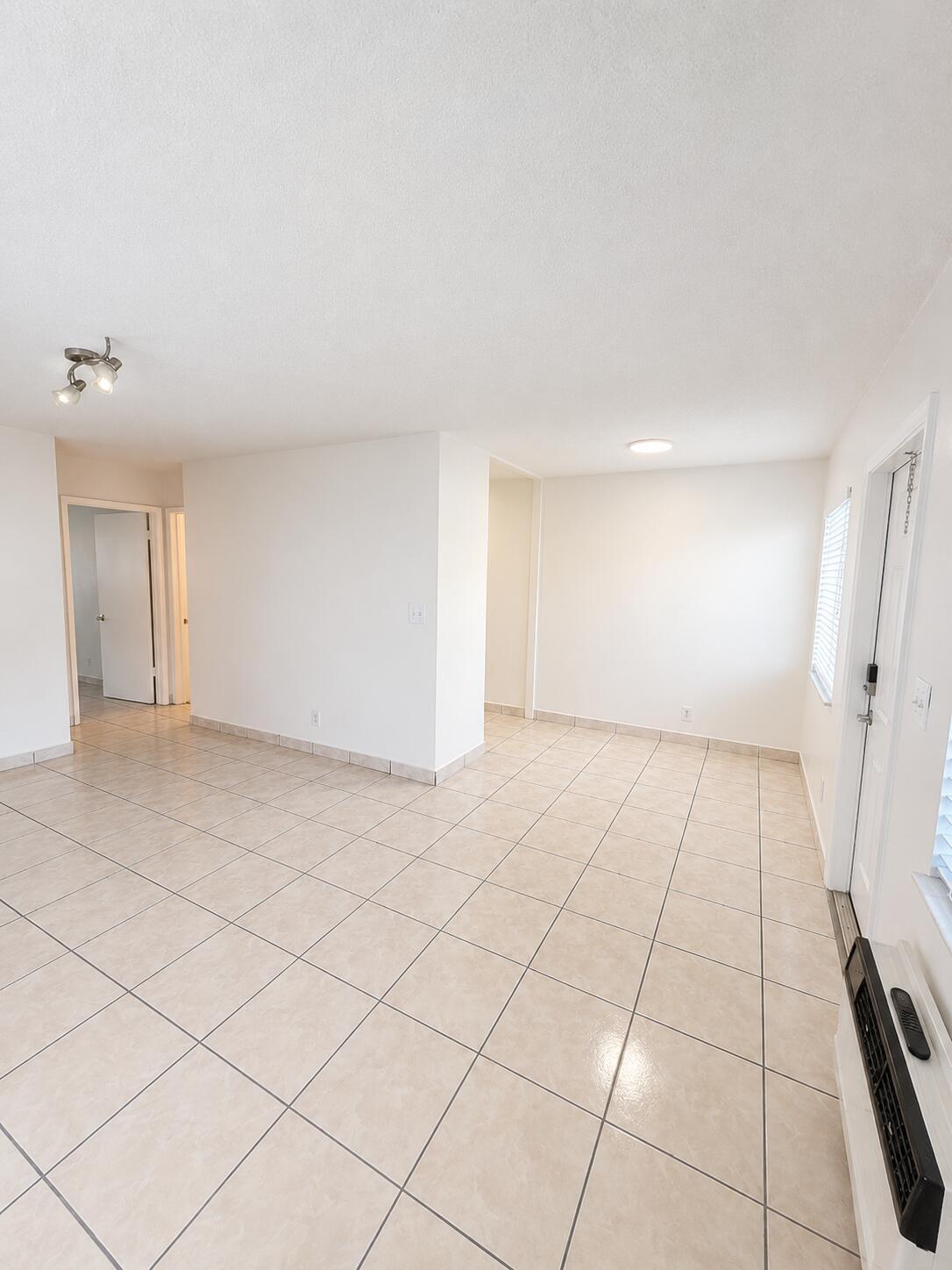 1814 E Oakland Park 41, Oakland Park, FL 33306, Oakland Park - Photo 5