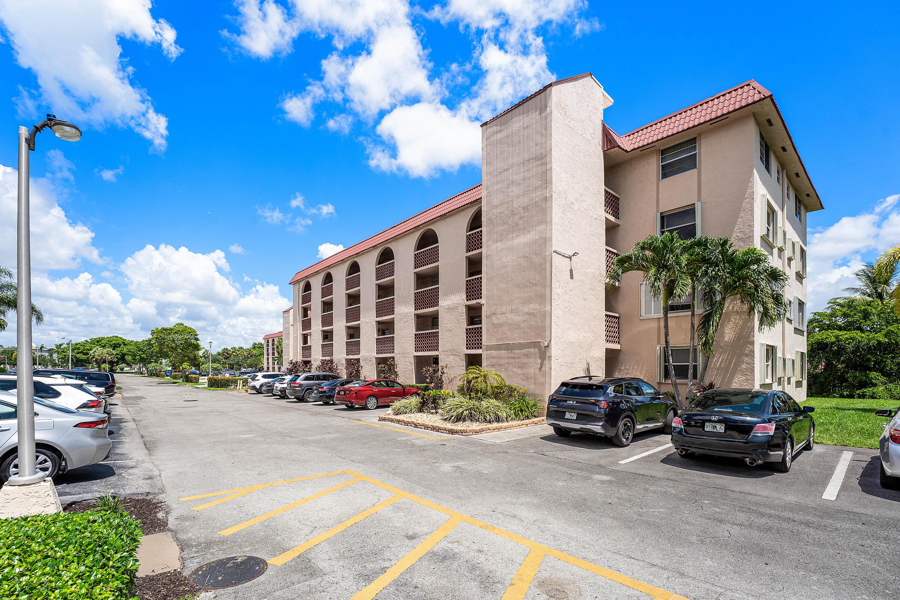 3251 Holiday Springs Boulevard 206, Margate, FL 33063, Margate