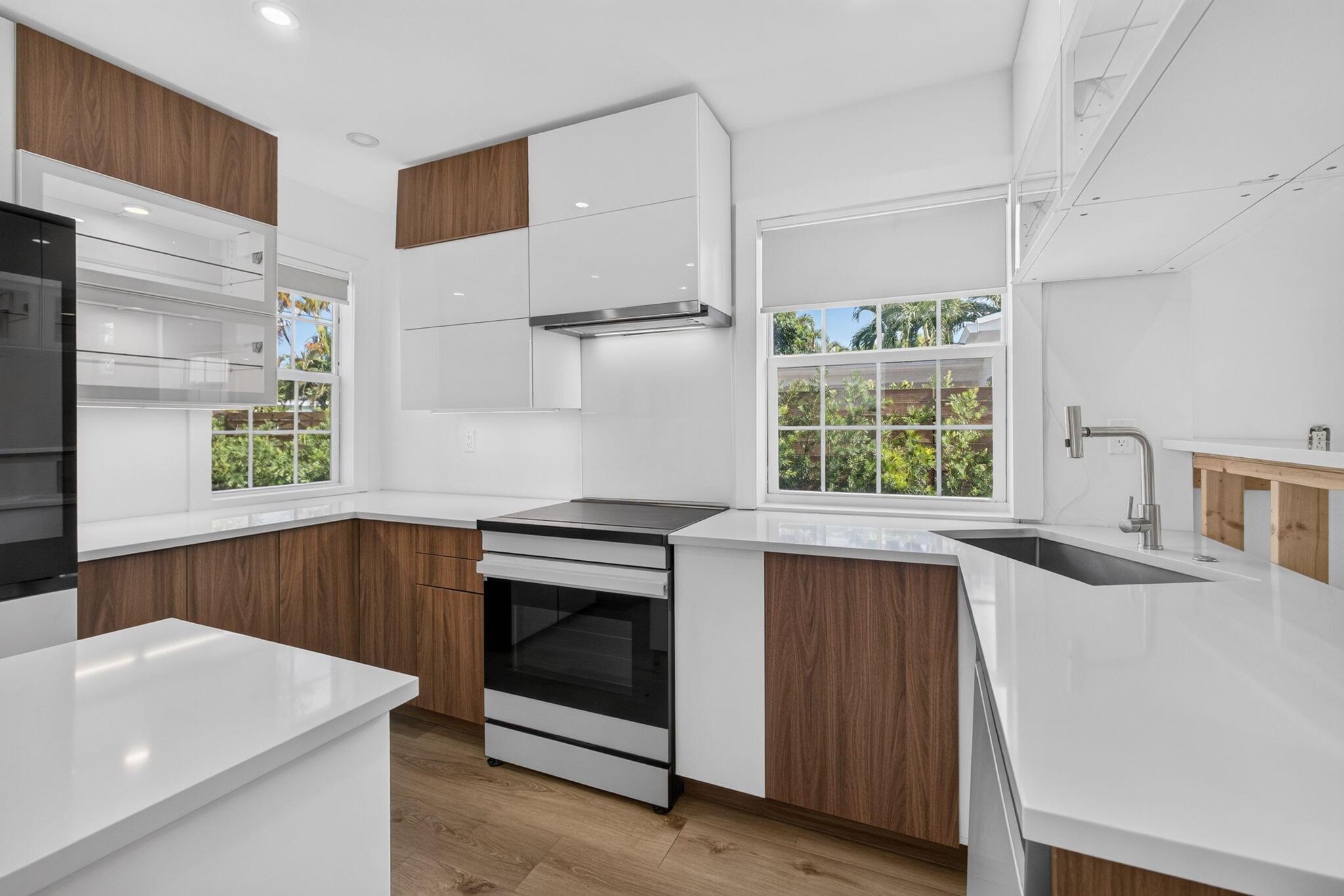 1309 N PALMWAY, Lake Worth Beach, FL 33460, Lake Worth Beach - Photo 5