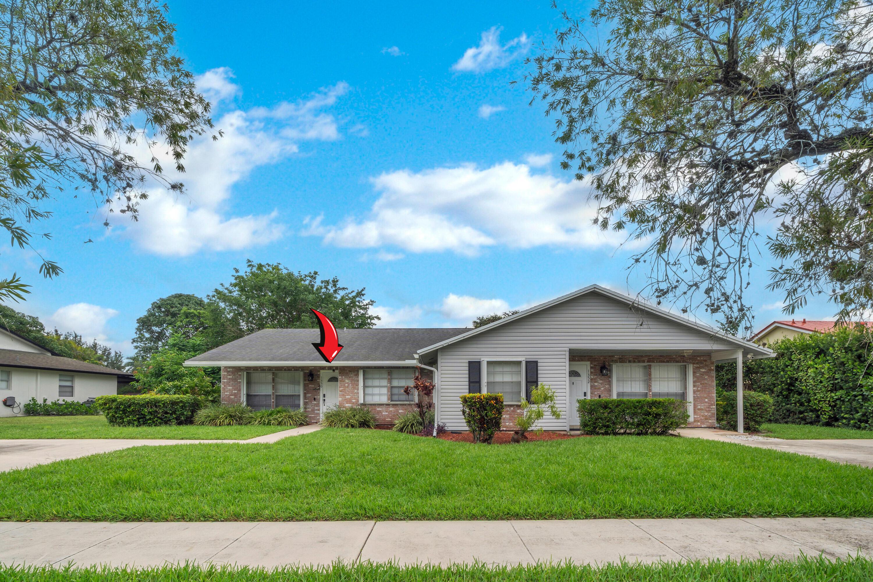 1350 Riverside Circle Unit 1, Wellington, FL 33414, Wellington - Photo 2