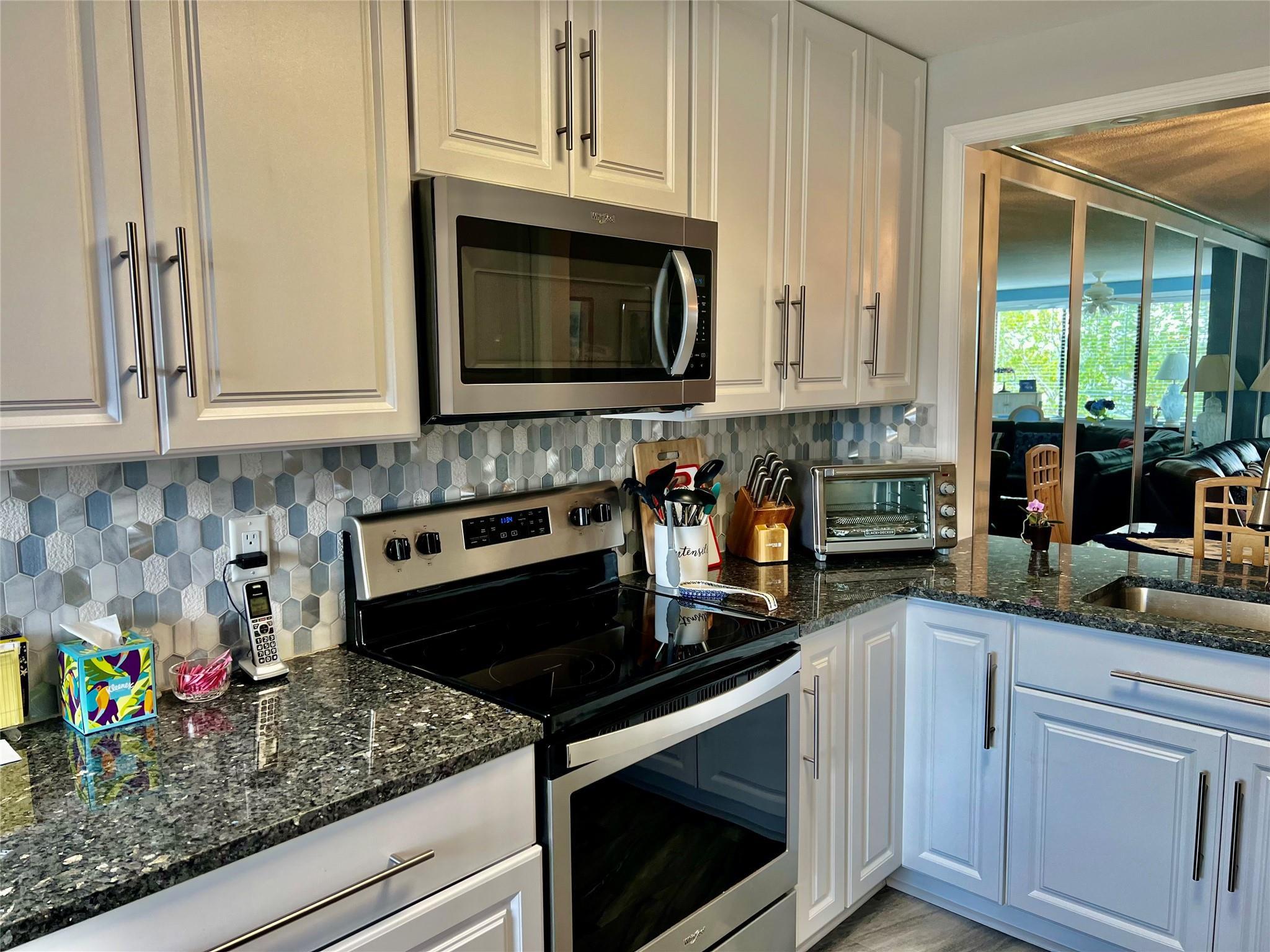 9787 N BELFORT Circle 307, Tamarac, FL 33321, Tamarac - Photo 4