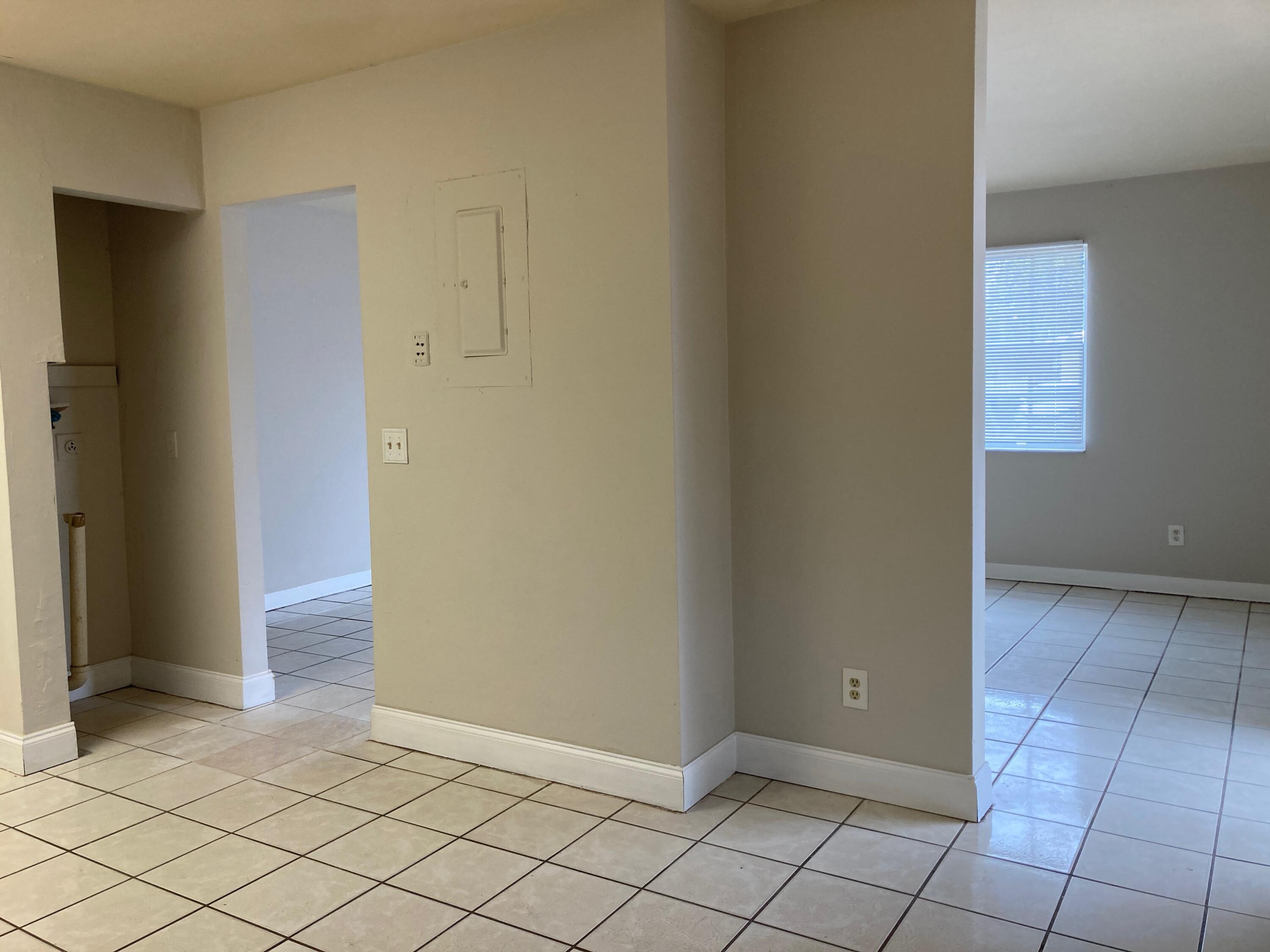 6124 LINCOLN Street N, Hollywood, FL 33024, Hollywood - Photo 2