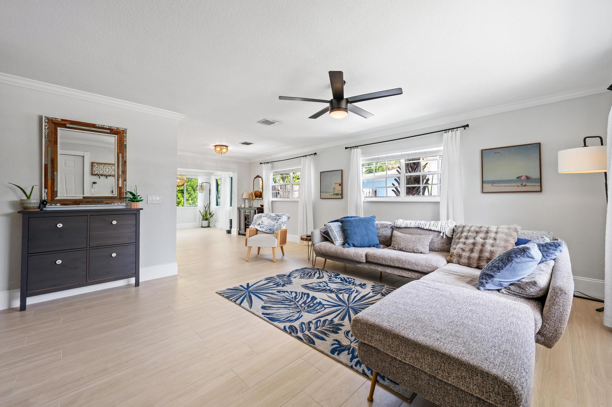511 Ivy Avenue, Palm Beach Gardens, FL 33410, Palm Beach Gardens - Photo 5