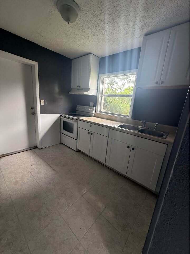 2960 CHICKAMAUGA Avenue, Westgate, FL 33409, Westgate - Photo 3