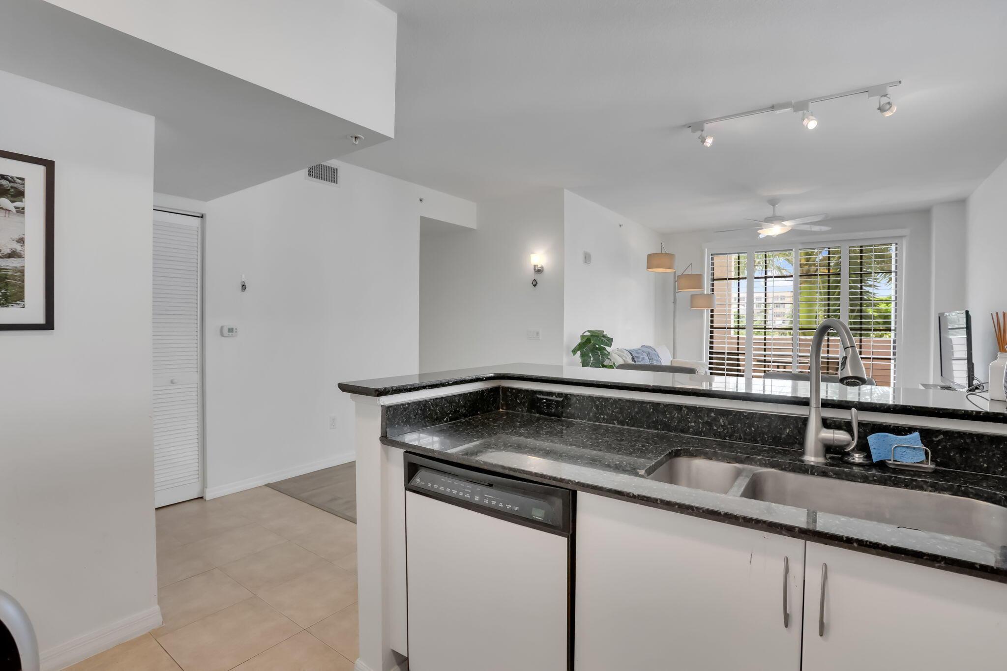 233 S Federal Highway 325, Boca Raton, FL 33432, Boca Raton - Photo 5