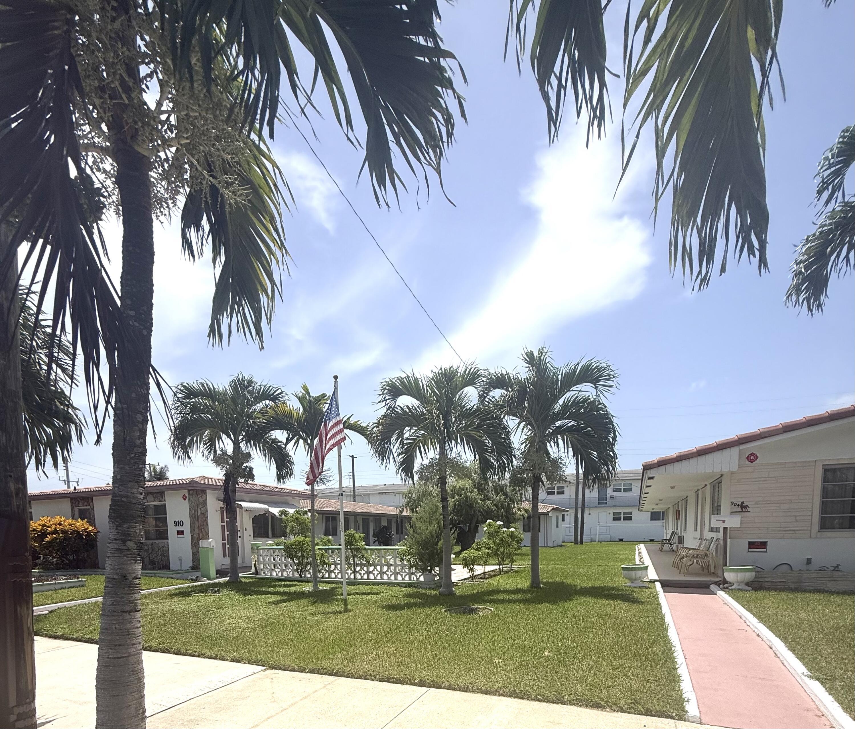 904-910 NE 10th Street, Hallandale Beach, FL, Hallandale Beach - Main
