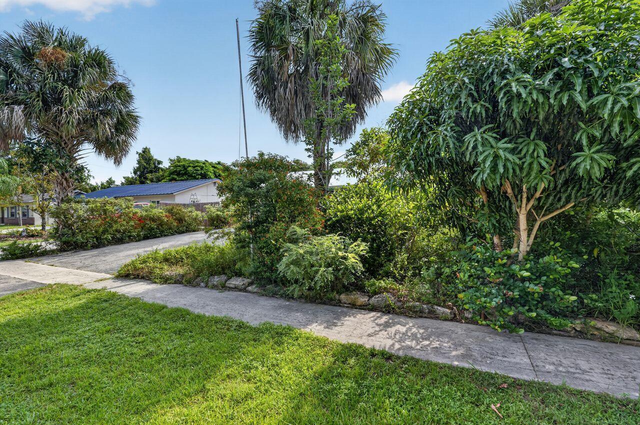 303 S DELAWARE Boulevard, Jupiter, FL 33458, Jupiter