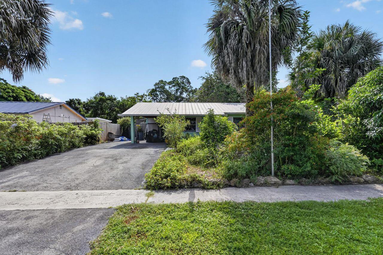 303 S DELAWARE Boulevard, Jupiter, FL 33458, Jupiter - Photo 4