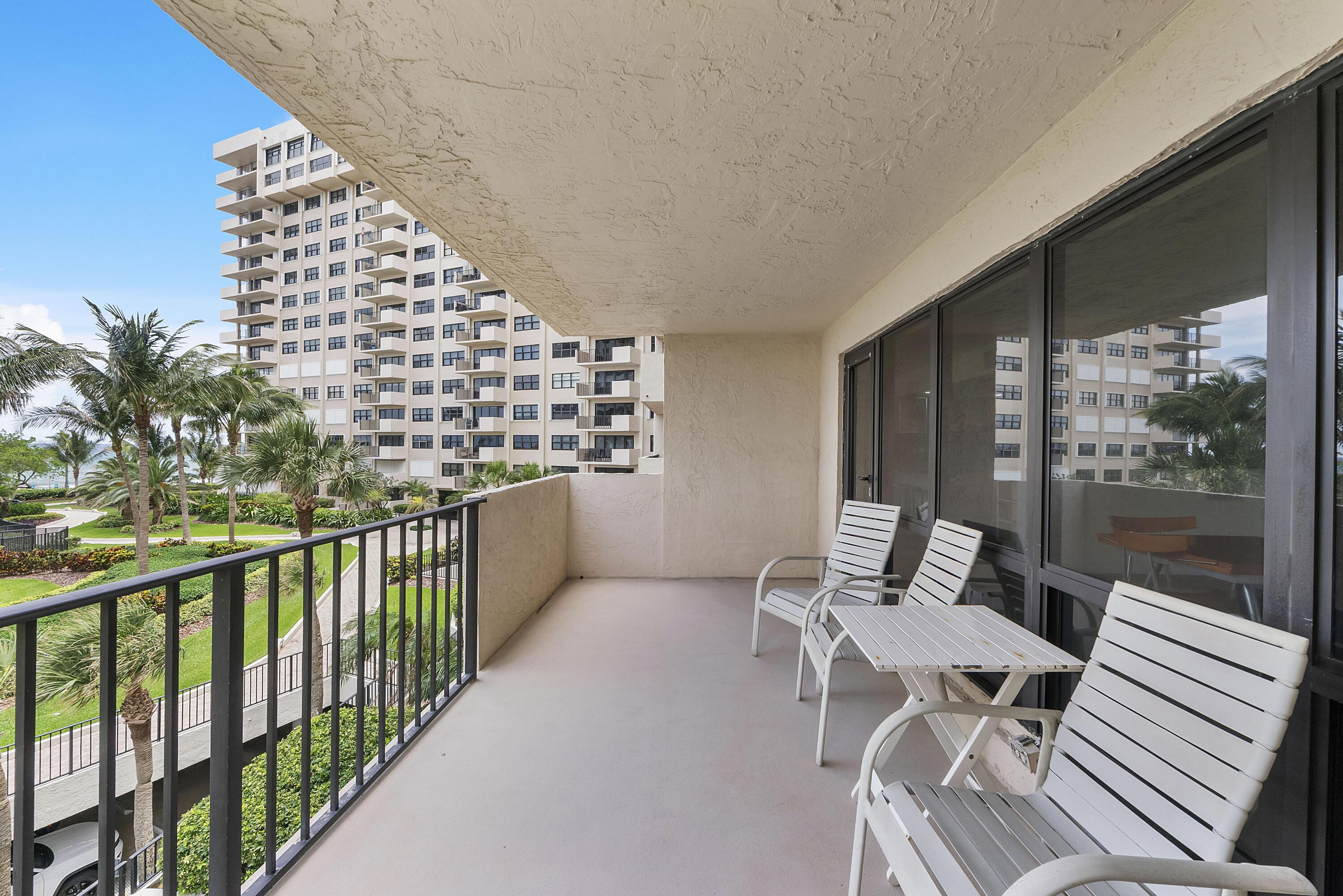4900 N OCEAN Boulevard 416, Lauderdale-By-The-Sea, FL 33308, Lauderdale-By-The-Sea - Photo 4
