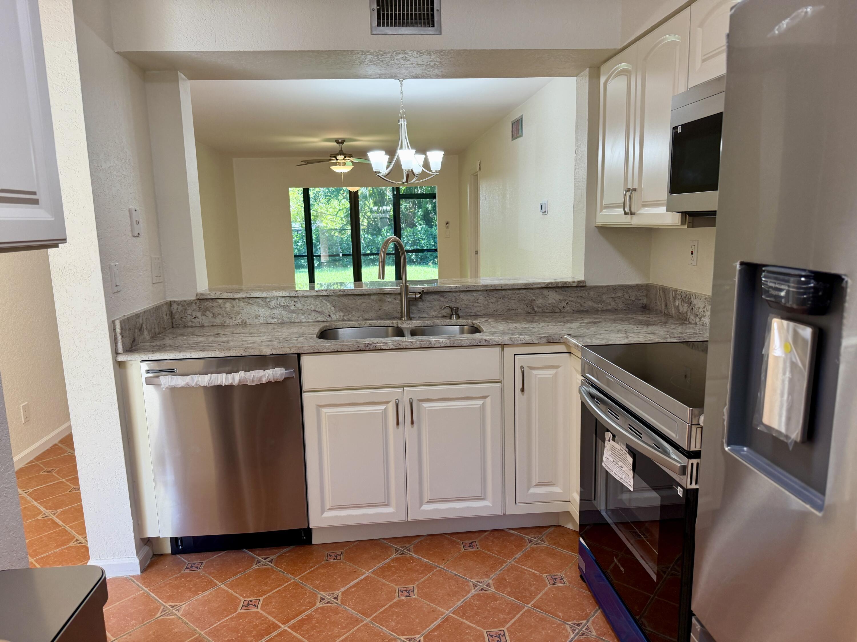 3149 MILLWOOD Terrace 1210, Boca Raton, FL 33431, Boca Raton - Photo 3