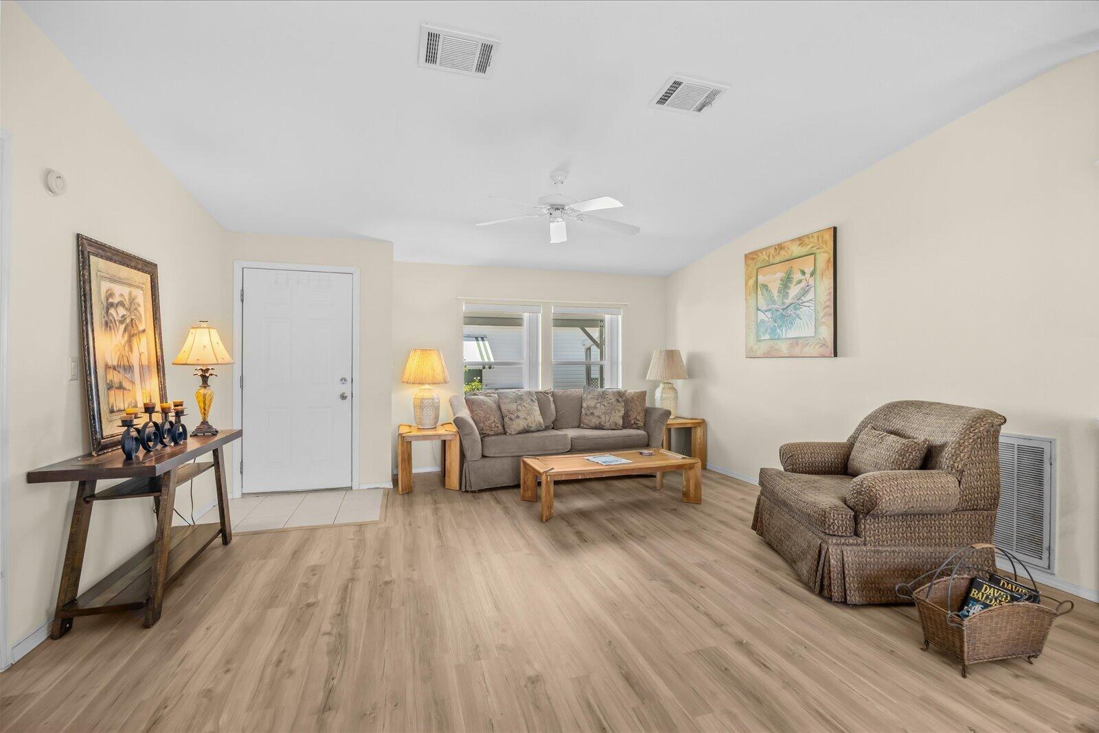3733 Pendula Circle, Port St. Lucie, FL 34952, Port St. Lucie - Photo 3