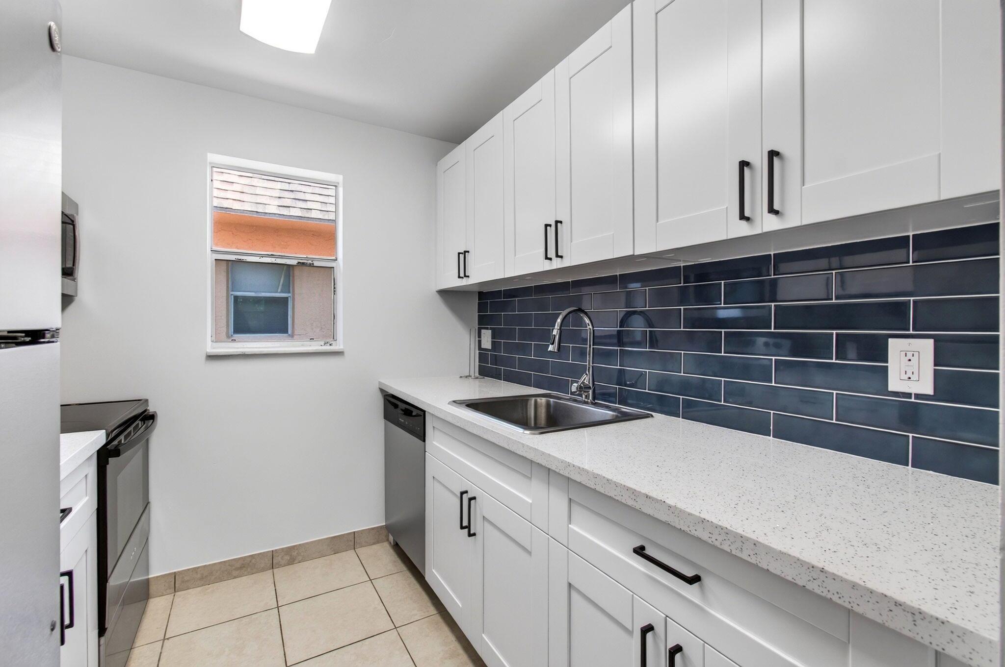 450 SW 2ND Avenue 205, Boca Raton, FL 33432, Boca Raton - Photo 2