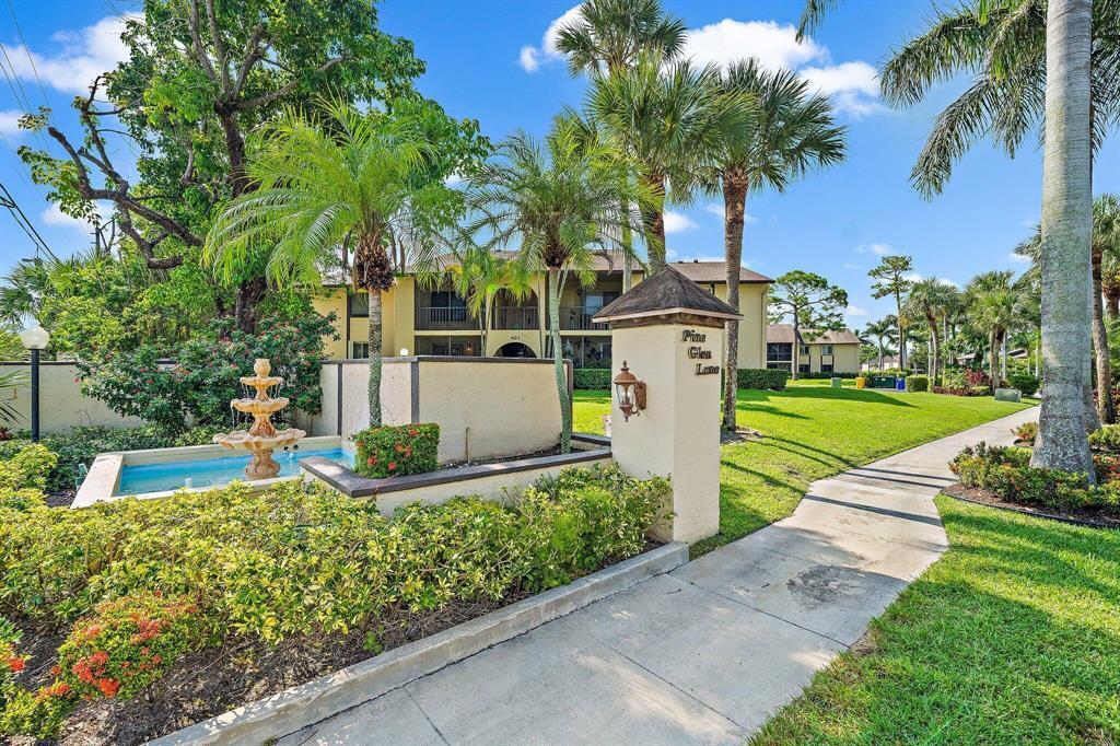 409 PINE GLEN Lane A-1, Greenacres, FL 33463, Greenacres