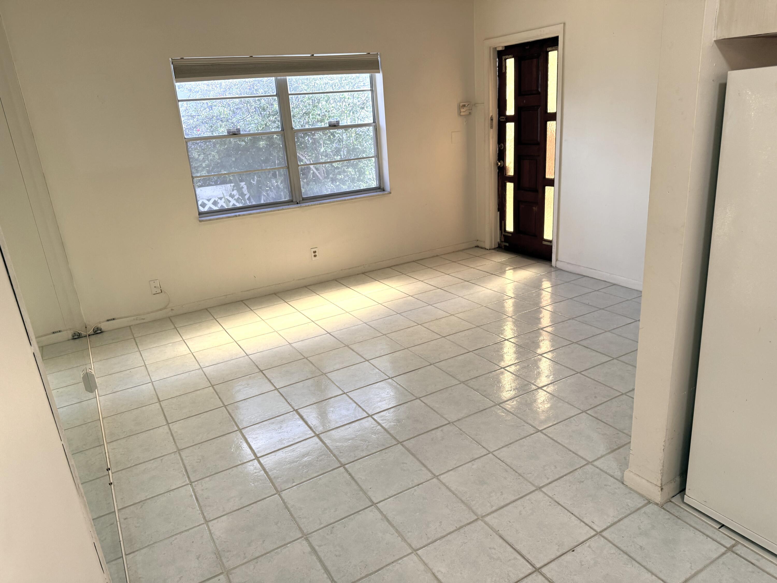 4649 Bougainvilla Drive, Lauderdale-By-The-Sea, FL 33308, Lauderdale-By-The-Sea - Photo 3