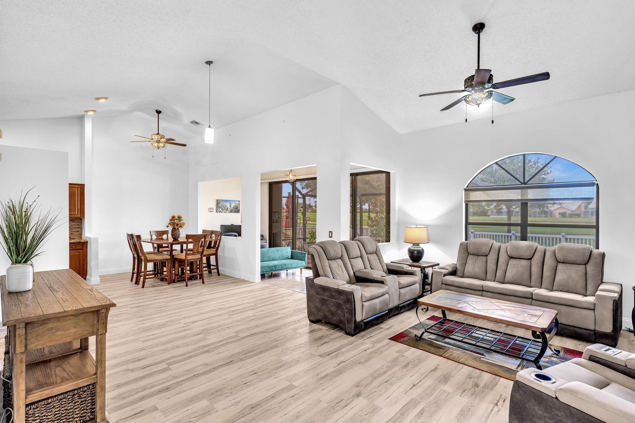 8099 Cassia Drive, Boynton Beach, FL 33472, Boynton Beach - Photo 3
