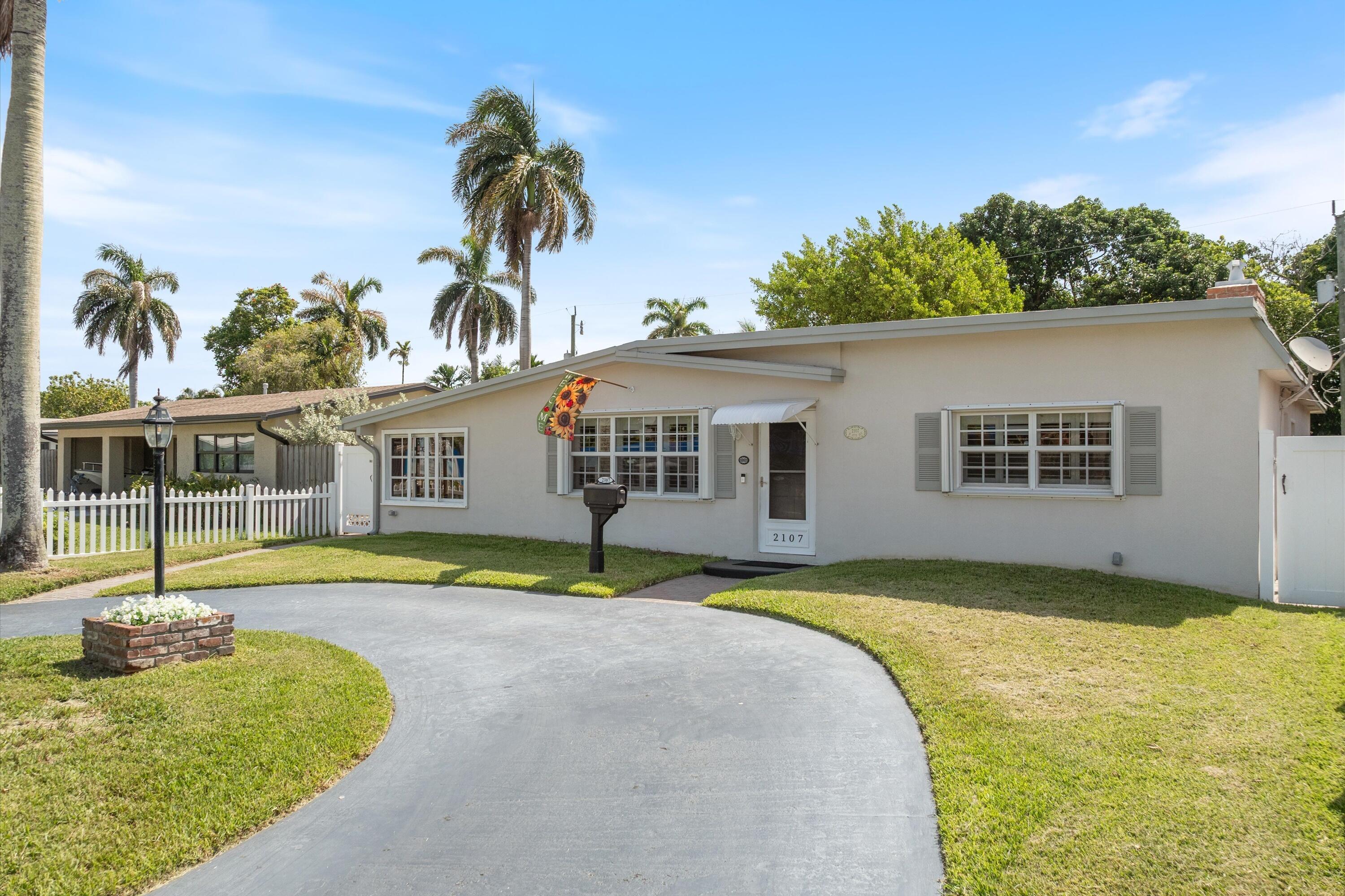 2107 N 15TH Avenue, Hollywood, FL 33020, Hollywood