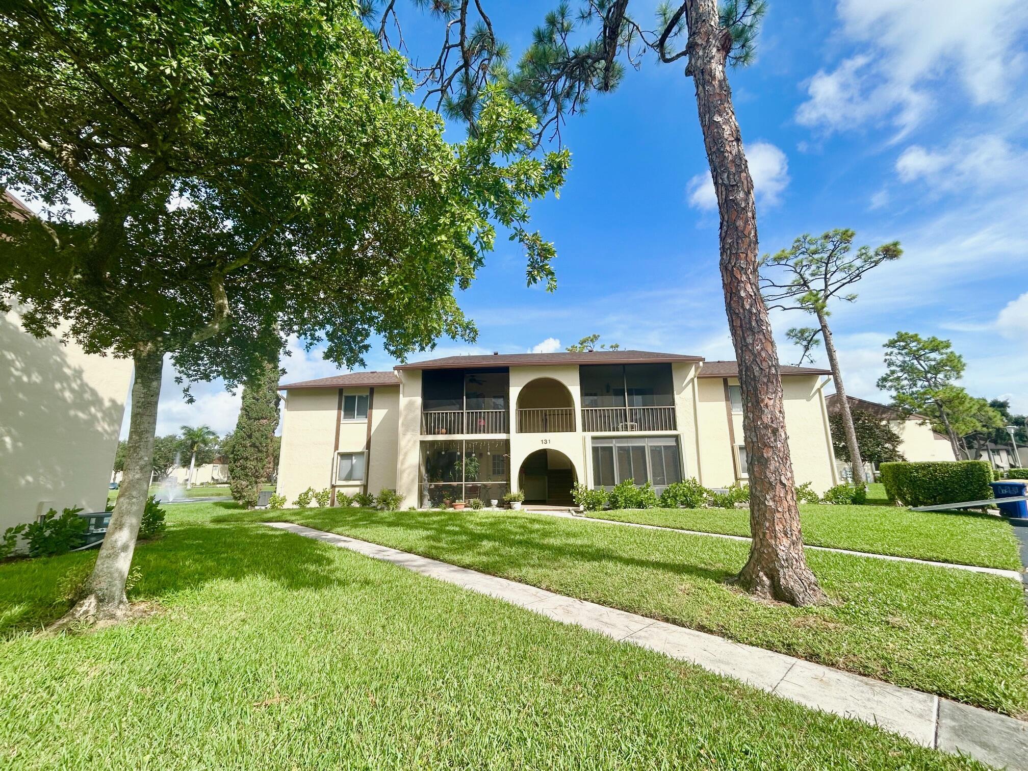 131 LAKE PINE Circle D-1, Greenacres, FL 33463, Greenacres