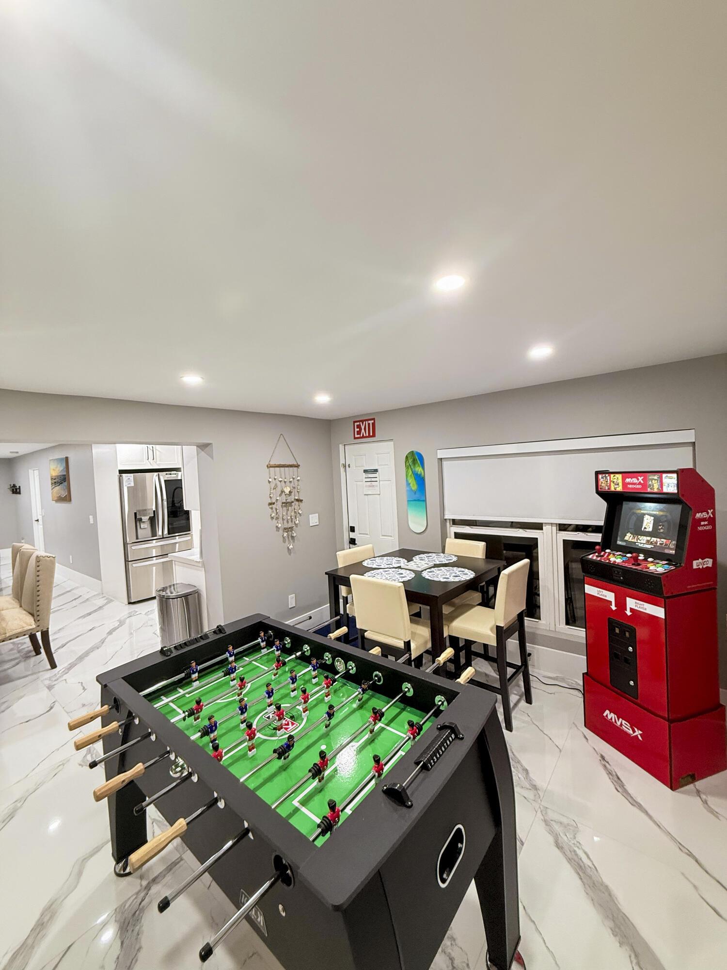 631 NW 39th Street, Oakland Park, FL 33309, Oakland Park