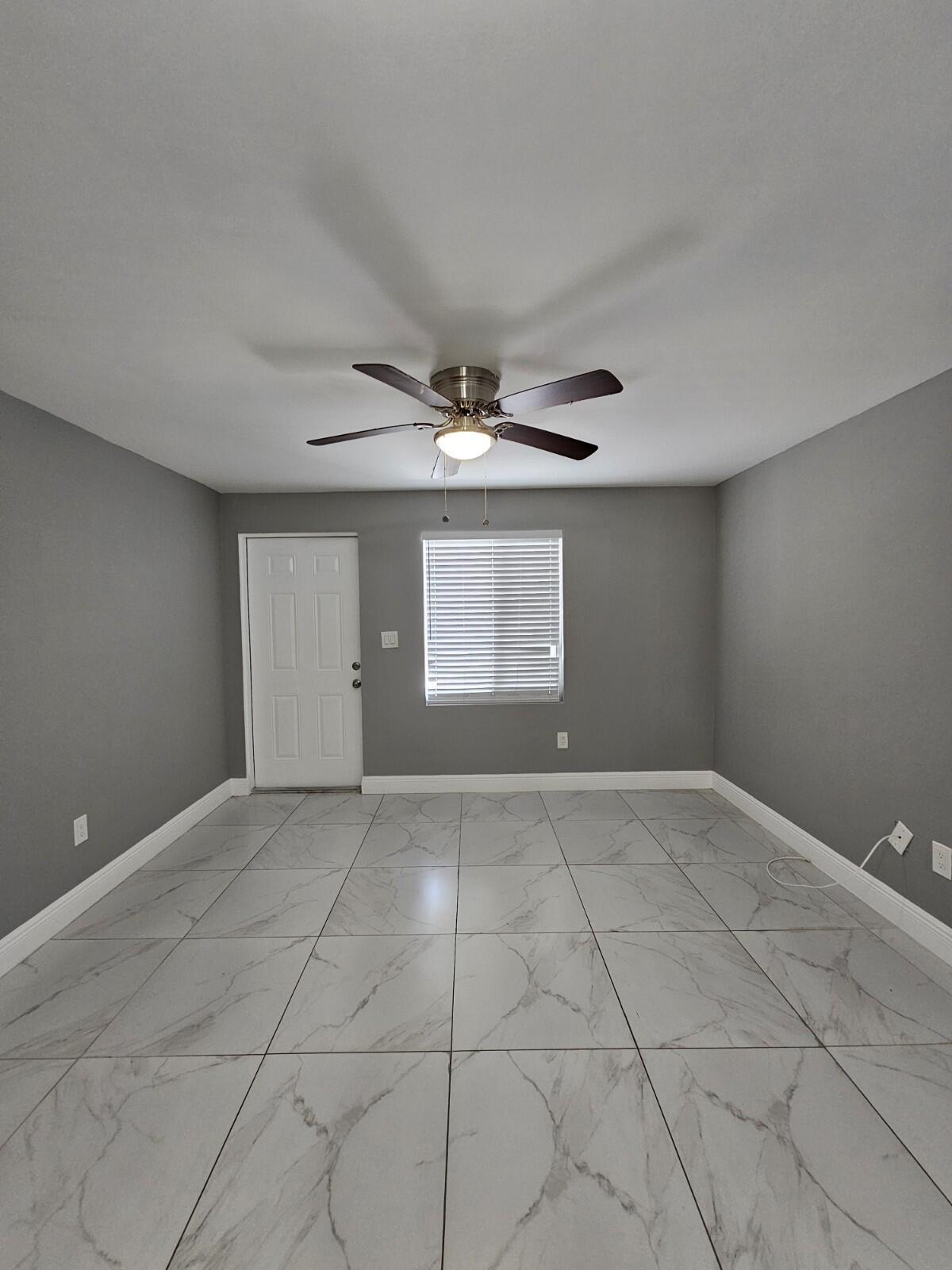 933 W 7th Street A, Riviera Beach, FL 33404, Riviera Beach - Photo 2