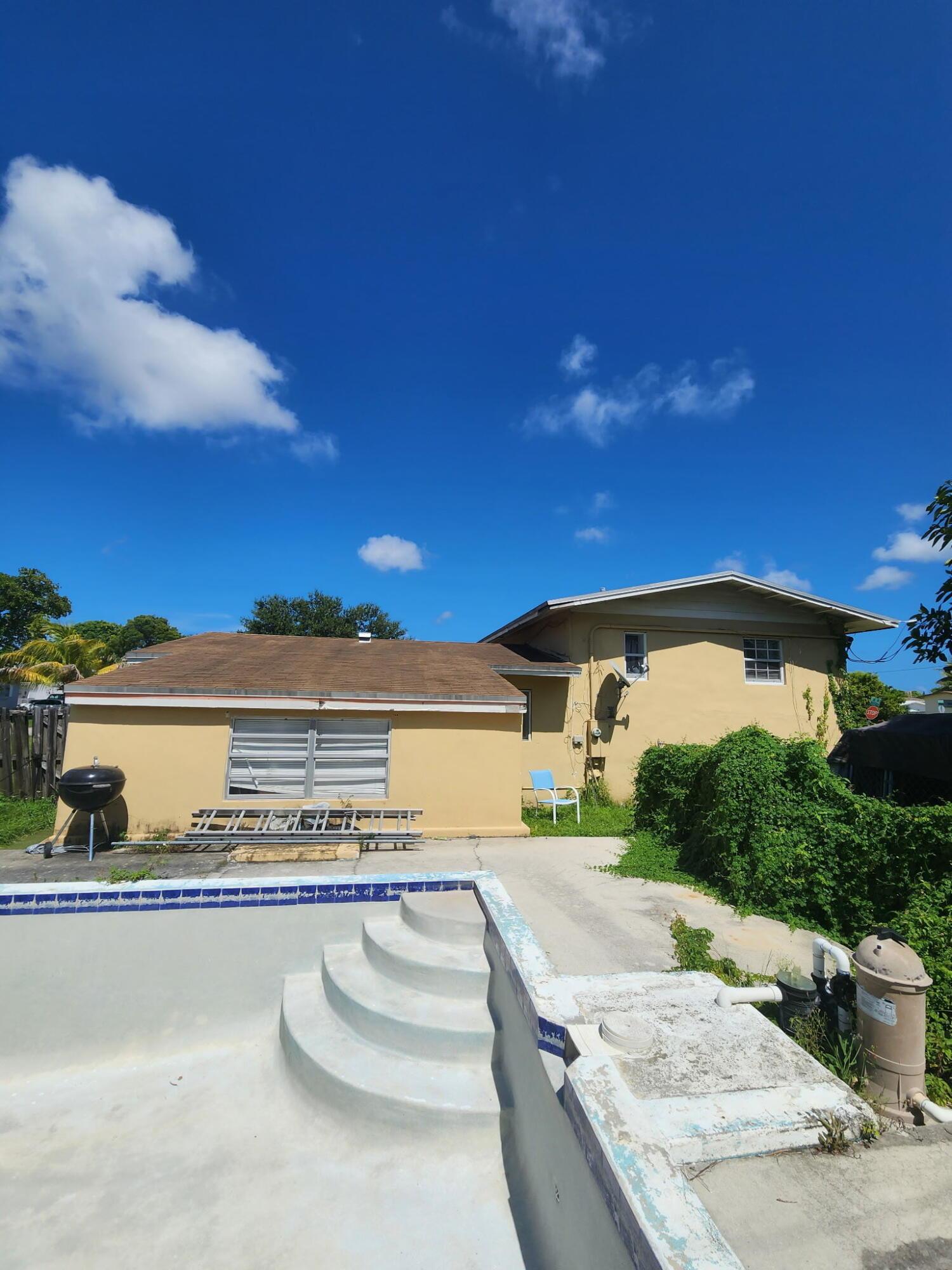 20300 NE 12TH Court, Miami, FL 33179, Miami - Photo 4