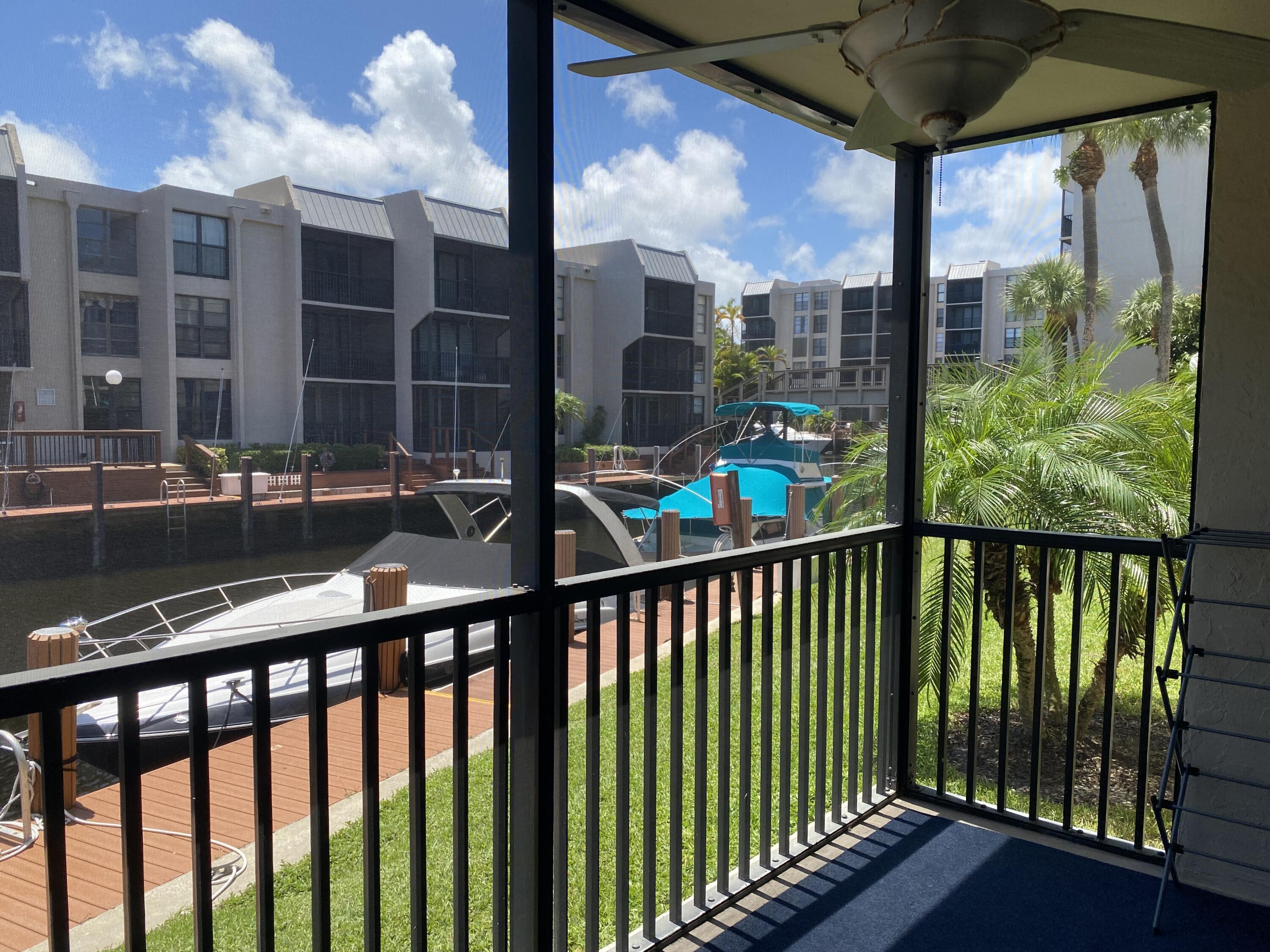 2 Royal Palm Way 101, Boca Raton, FL 33432, Boca Raton - Photo 4