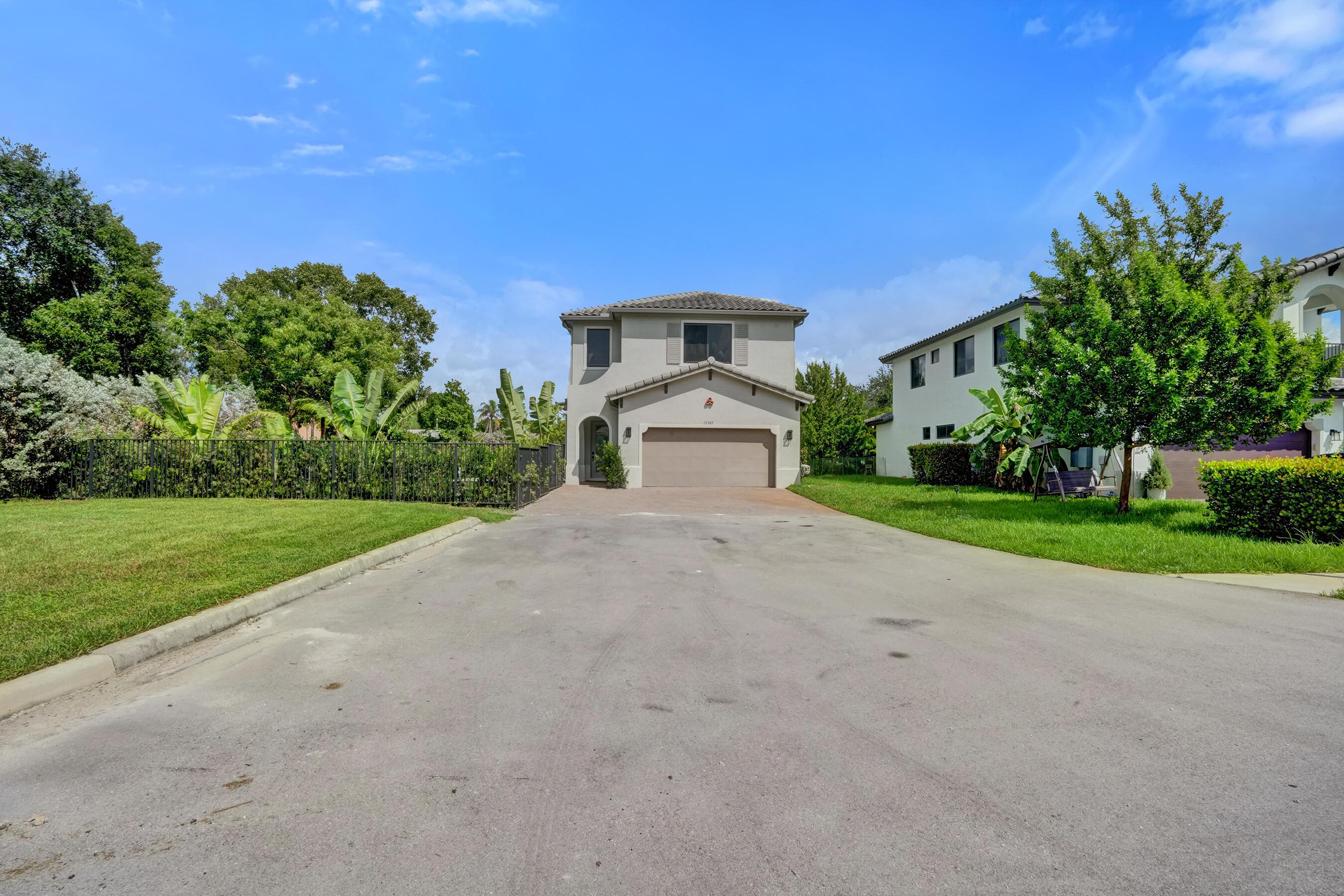 13145 Addilyn Court, Davie, FL 33325, Davie - Photo 2