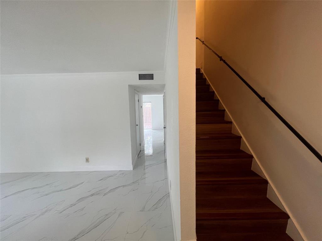 5847 BLUEBERRY Court 85, Lauderhill, FL 33313, Lauderhill - Photo 4