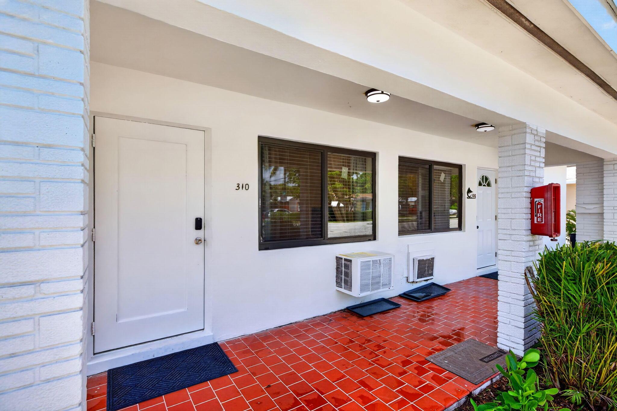 2101 SE 4TH Avenue, Fort Lauderdale, FL 33316, Fort Lauderdale - Photo 2
