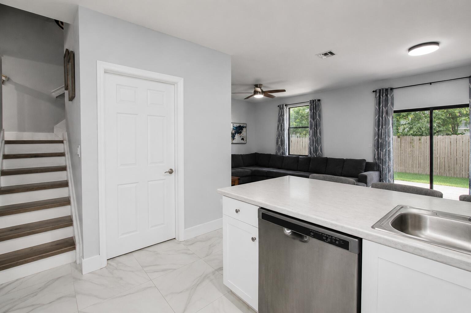 5437 NW 27TH Court, Margate, FL 33063, Margate - Photo 5