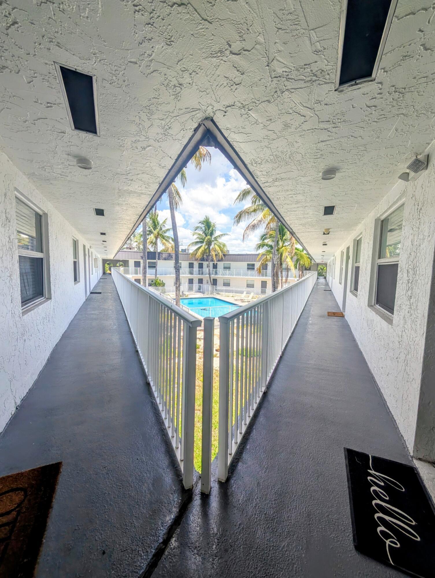 1470 N DIXIE Highway N 44, Fort Lauderdale, FL 33304, Fort Lauderdale