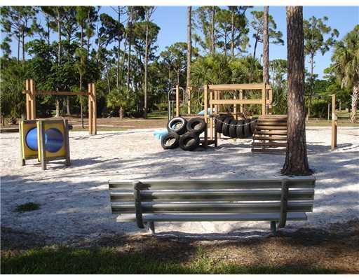 1521 15th Lane, Palm Beach Gardens, FL 33418, Palm Beach Gardens - Photo 2