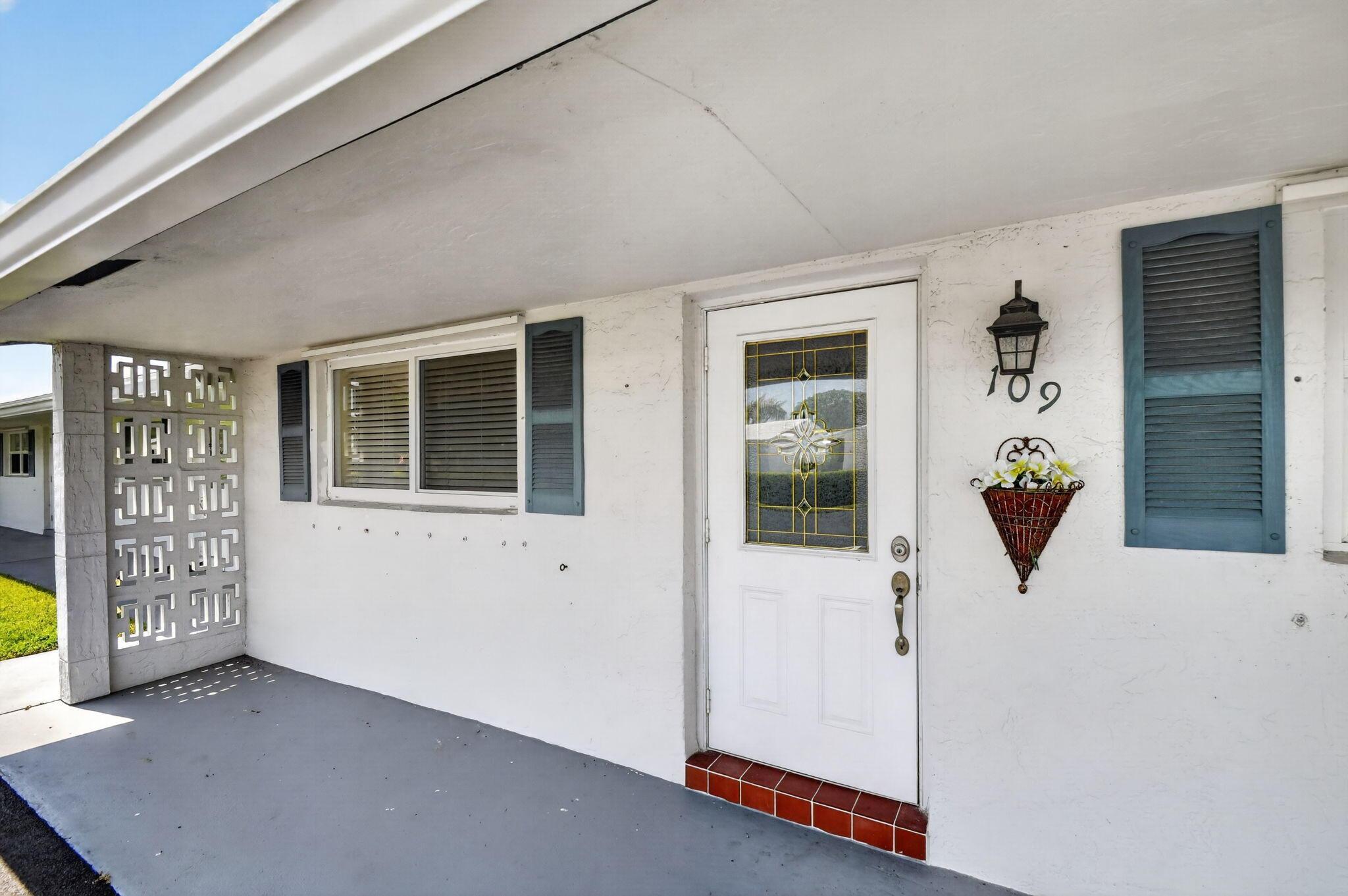 701 SW LAKE Court 109, Boynton Beach, FL 33426, Boynton Beach - Photo 3
